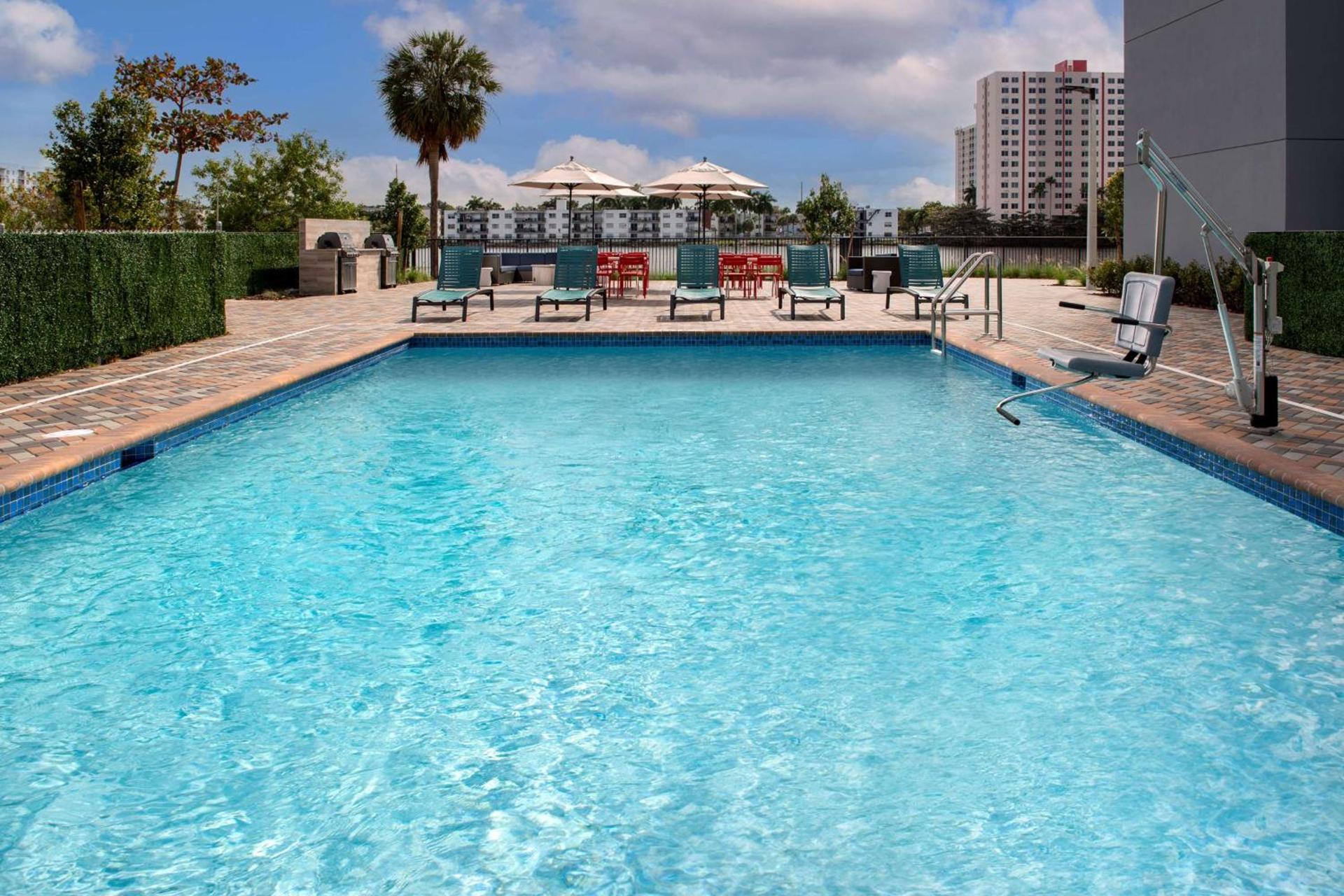Home2 Suites By Hilton Miami Airport South Blue Lagoon photo 13