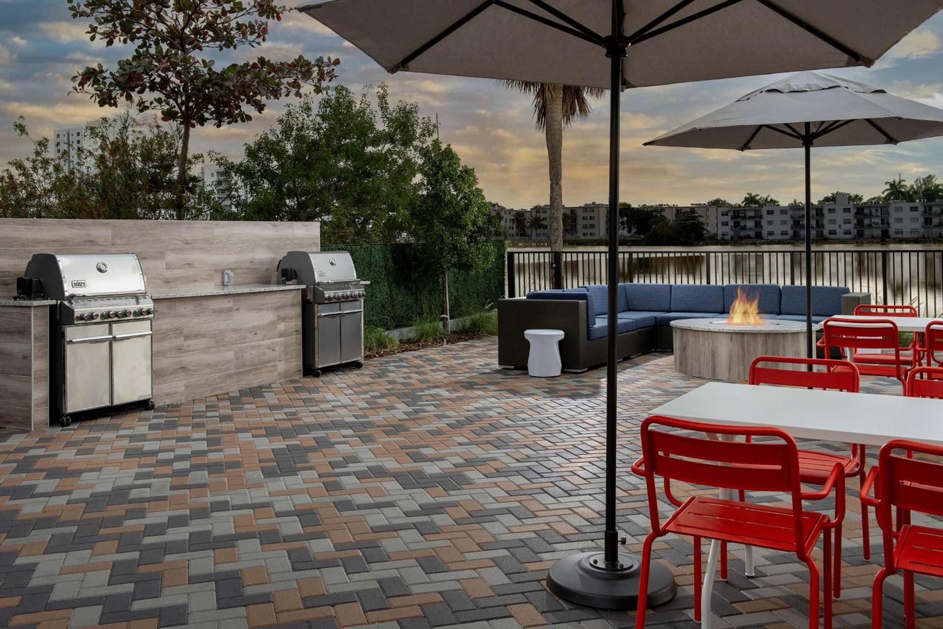 Home2 Suites By Hilton Miami Airport South Blue Lagoon photo 17