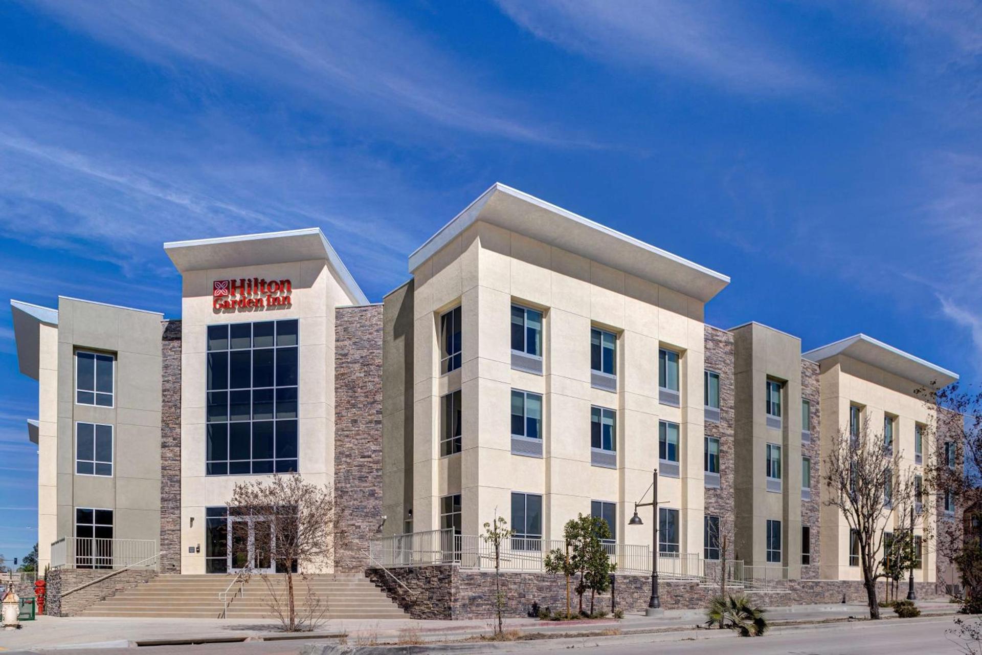 Hilton Garden Inn Temecula photo 2
