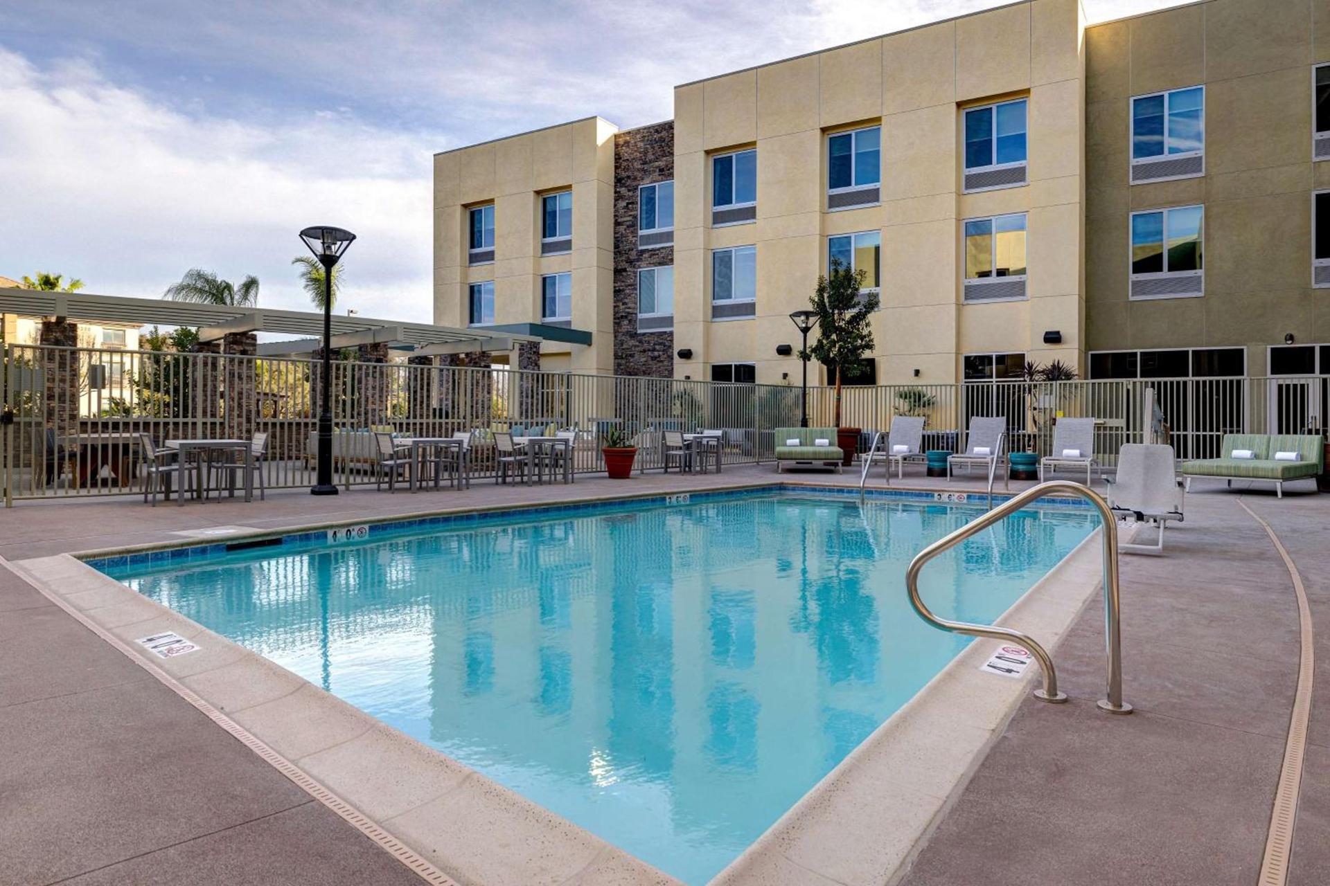 Hilton Garden Inn Temecula photo 15
