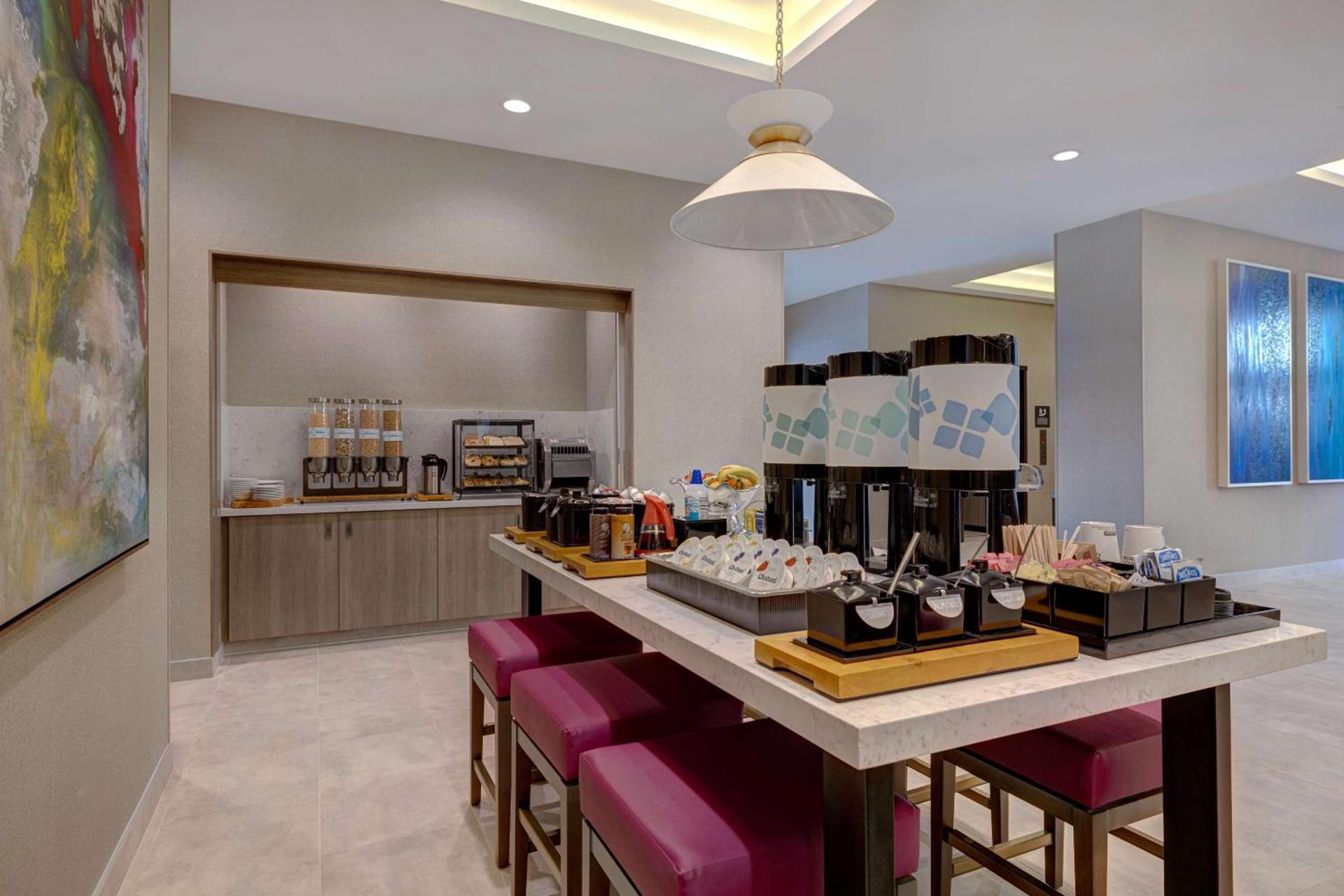 Hilton Garden Inn Temecula photo 18
