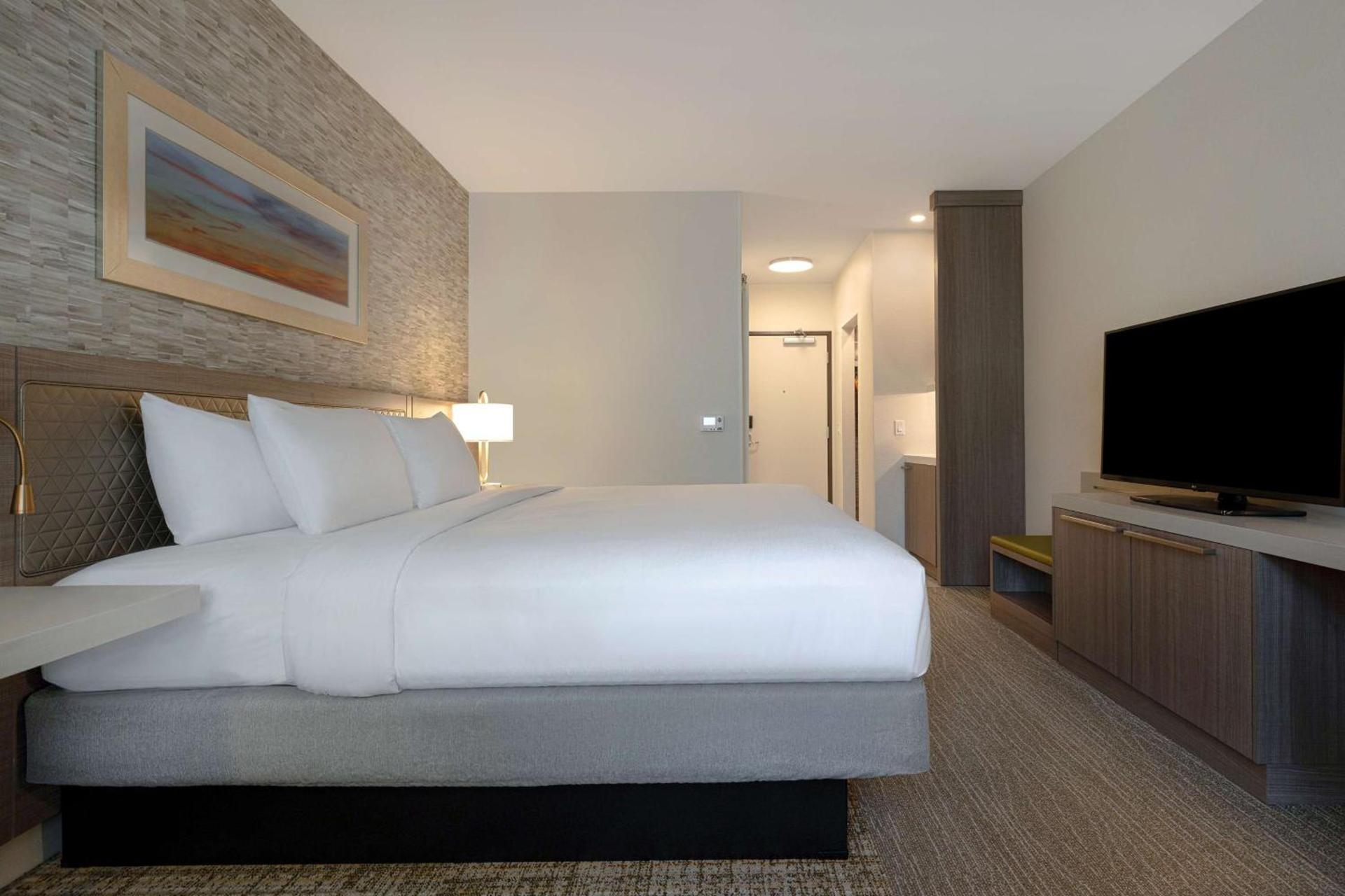 Hilton Garden Inn Temecula photo 30