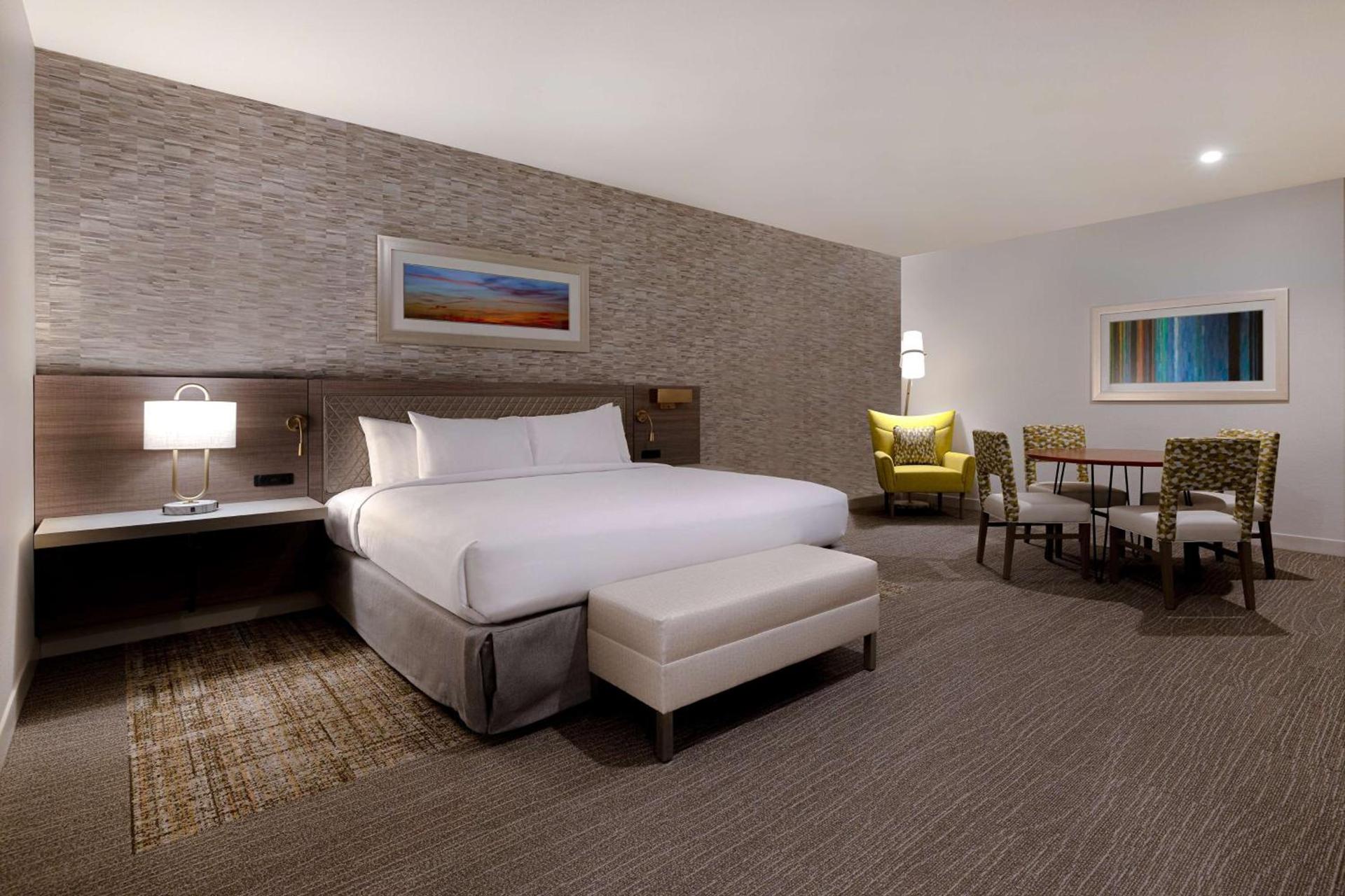 Hilton Garden Inn Temecula photo 32