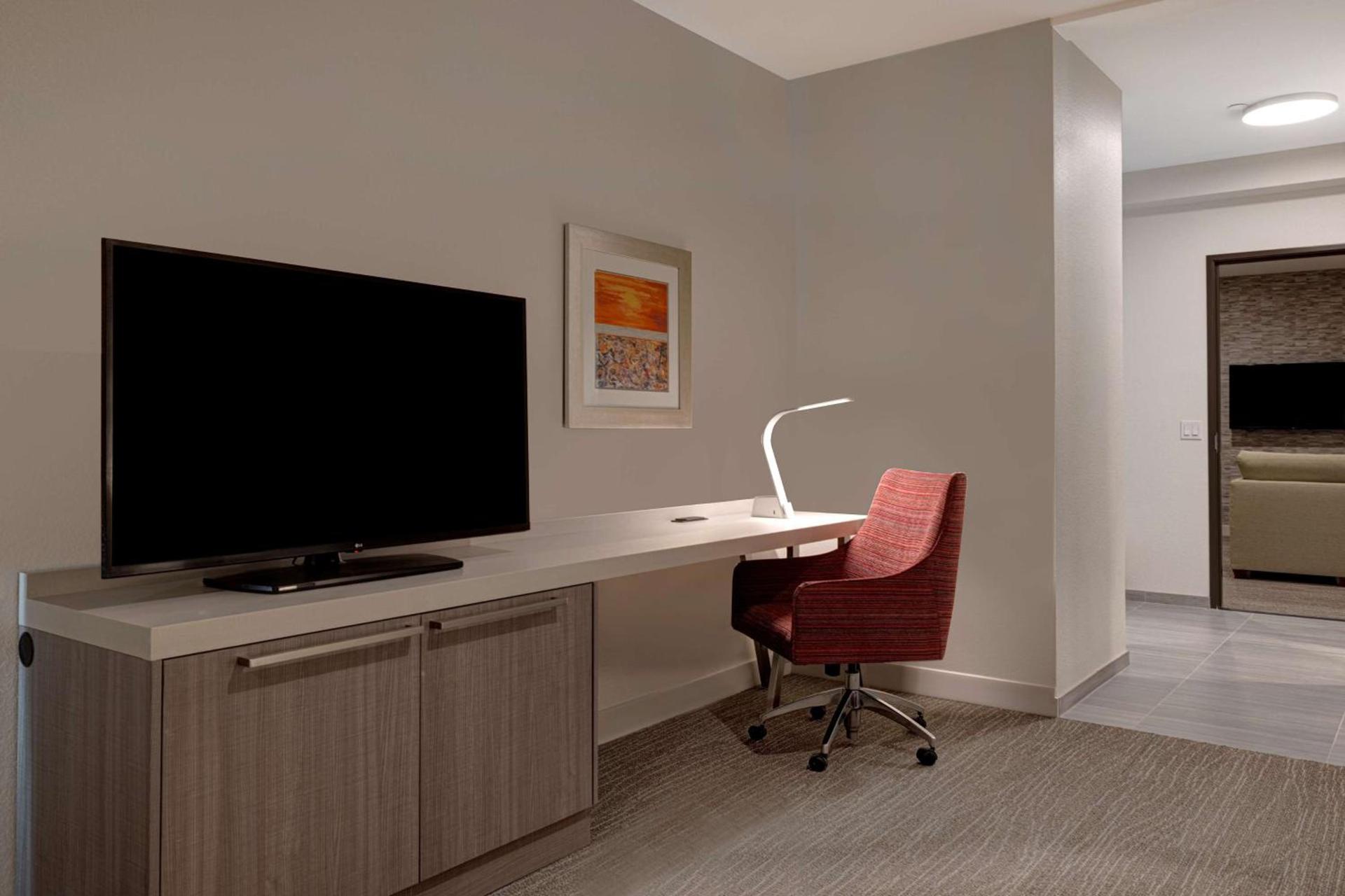 Hilton Garden Inn Temecula photo 33