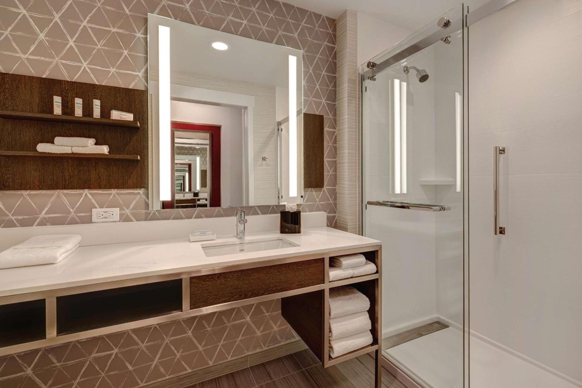 Hilton Garden Inn Temecula photo 47