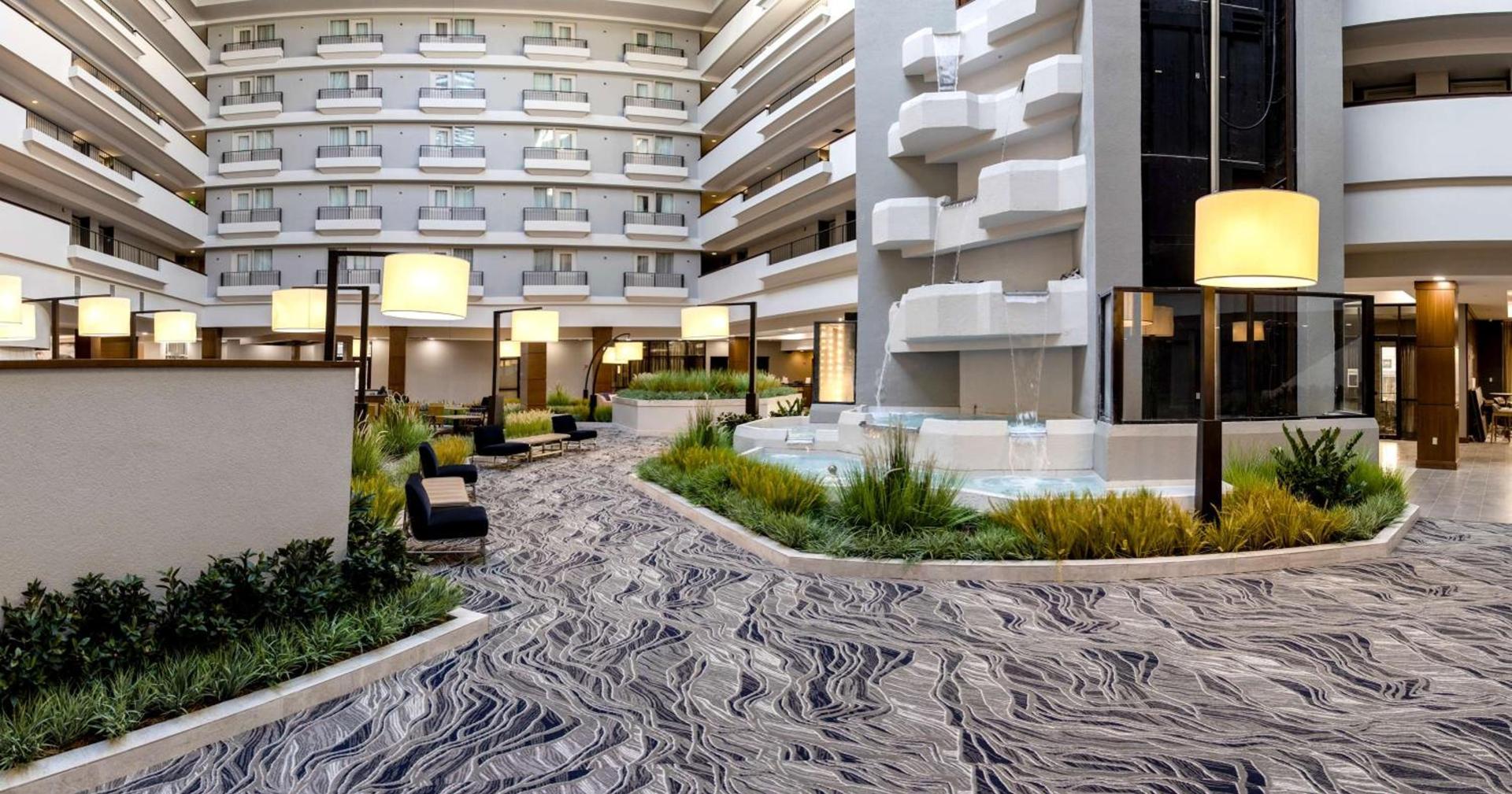 DoubleTree by Hilton Davenport photo 6