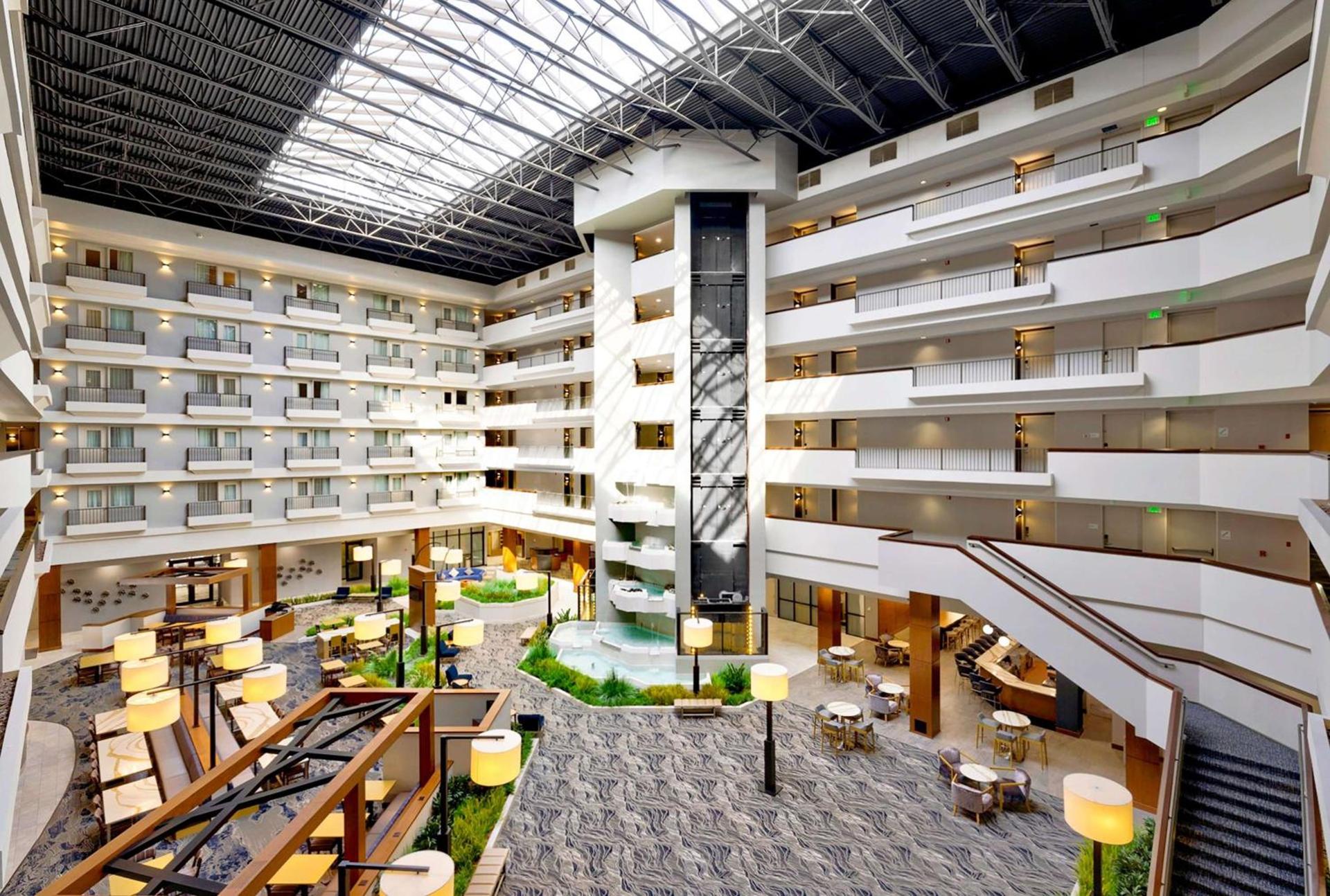 DoubleTree by Hilton Davenport photo 9