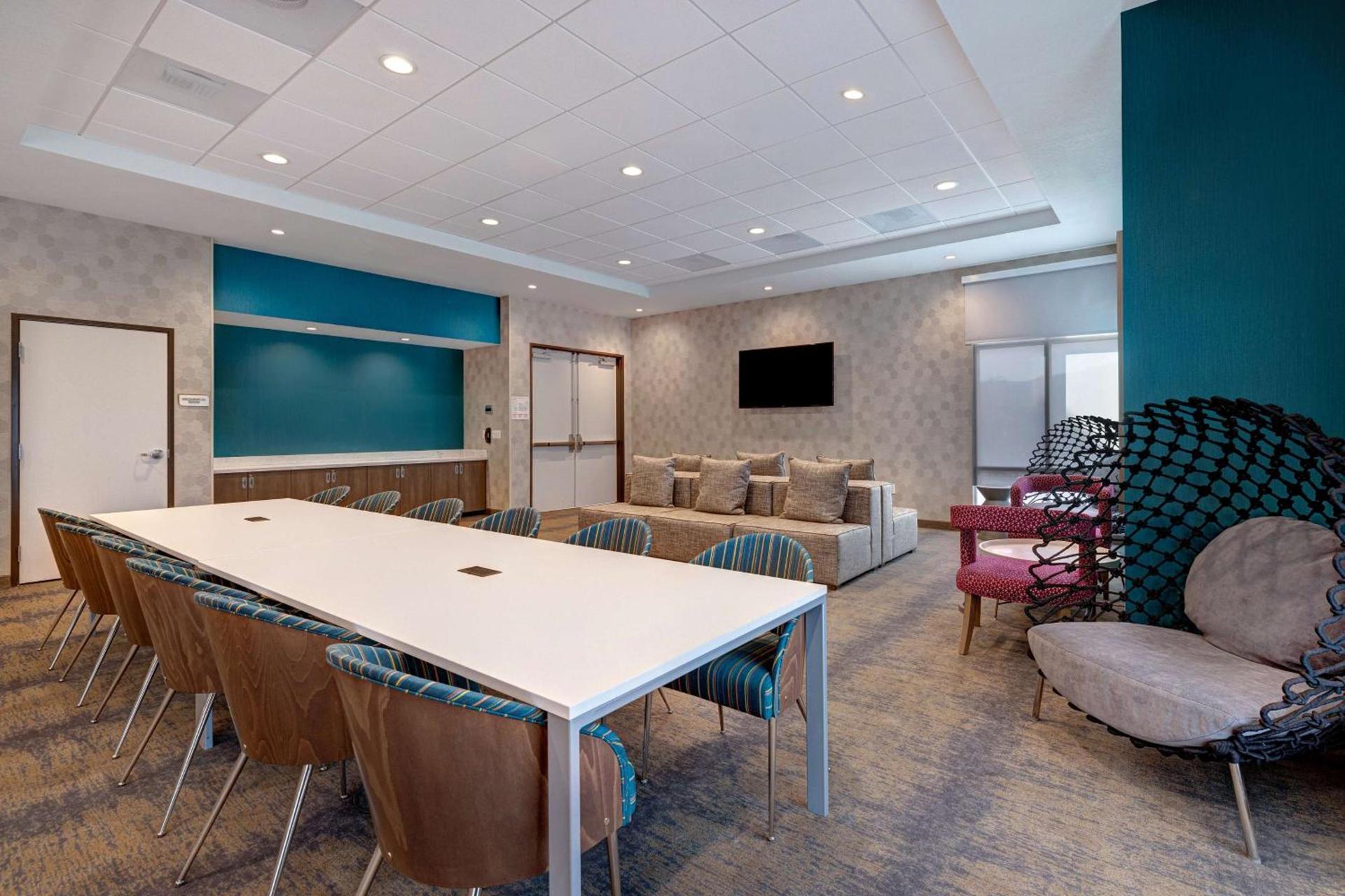 Hilton Garden Inn Temecula photo 61