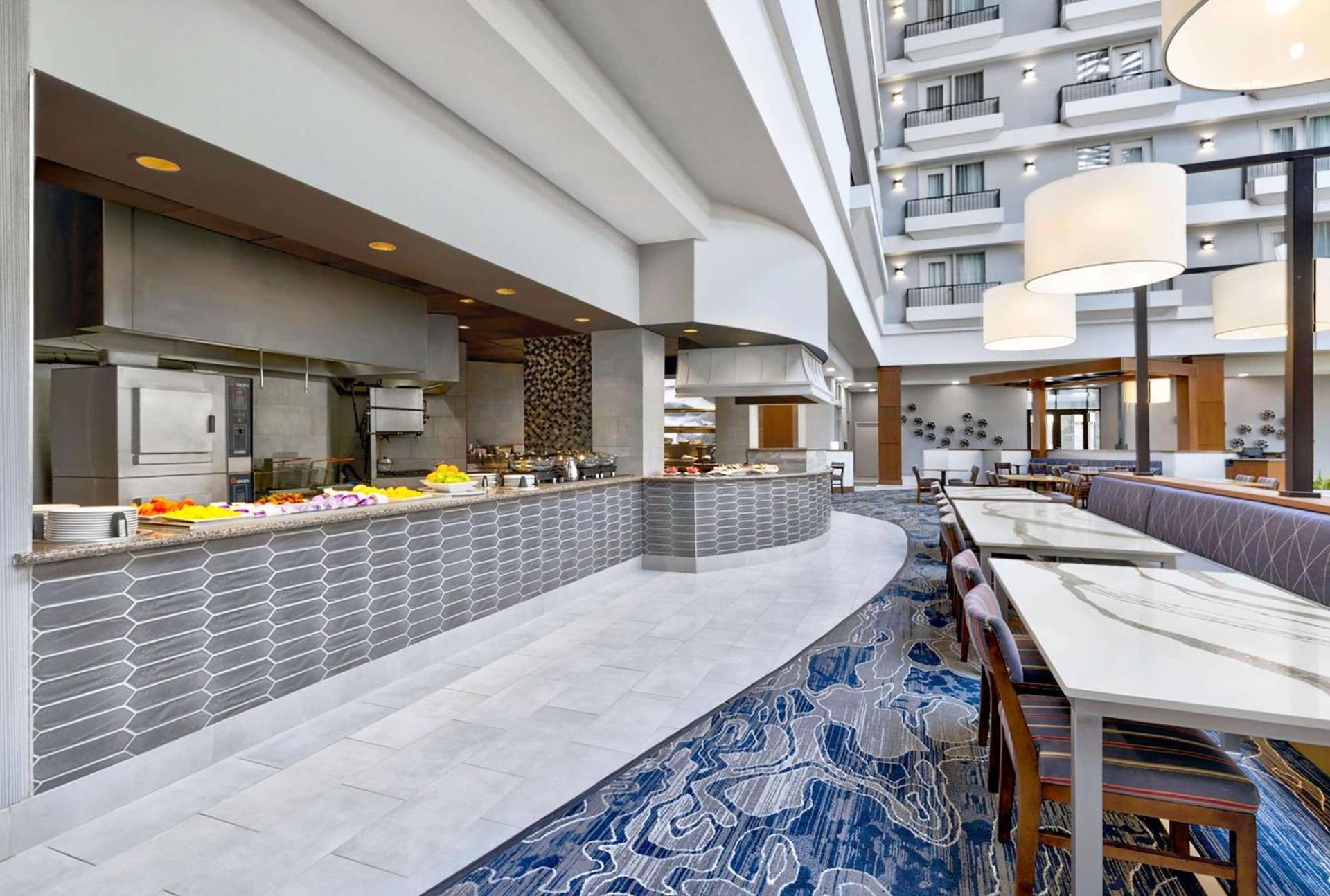 DoubleTree by Hilton Davenport photo 20