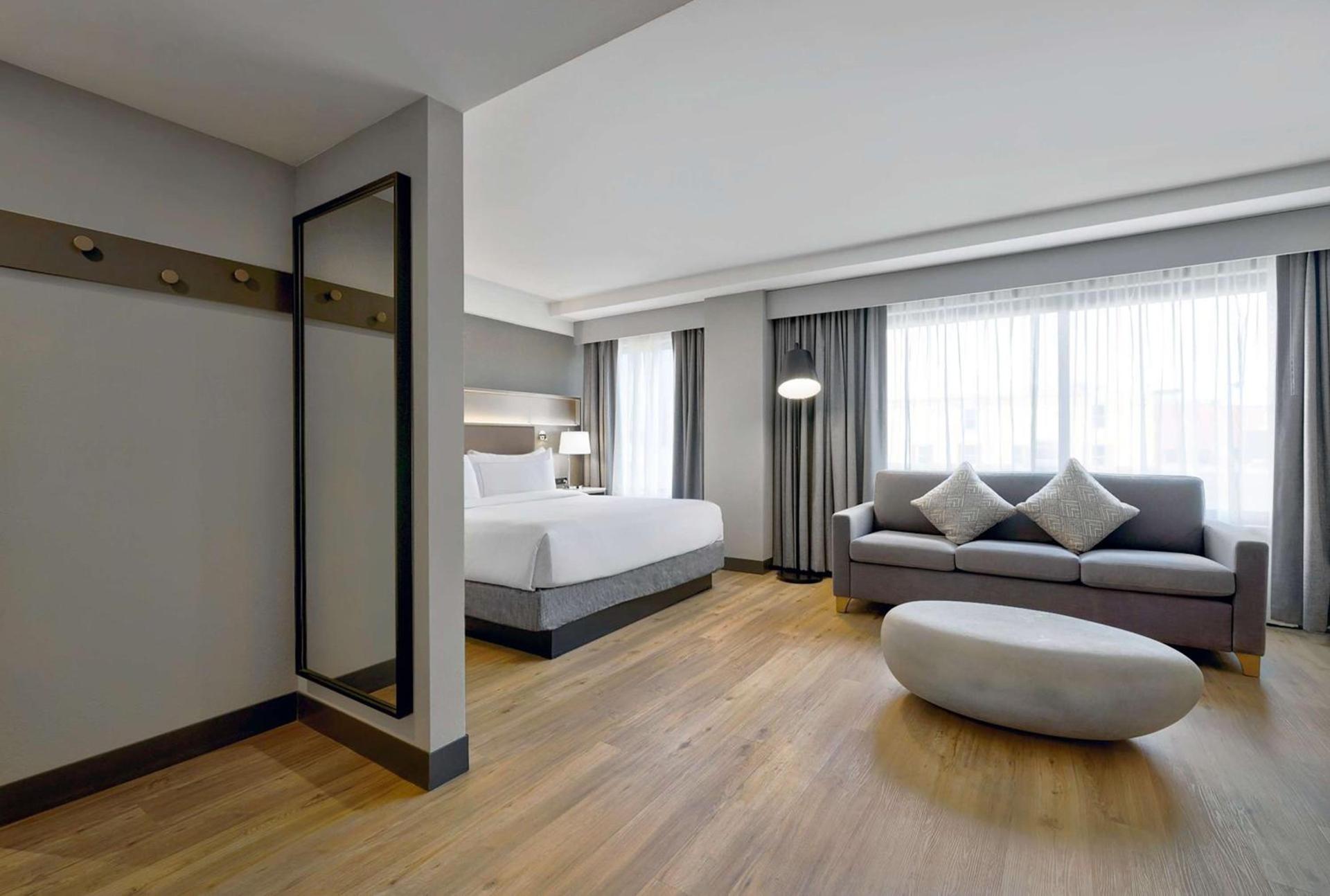 DoubleTree by Hilton Davenport photo 36