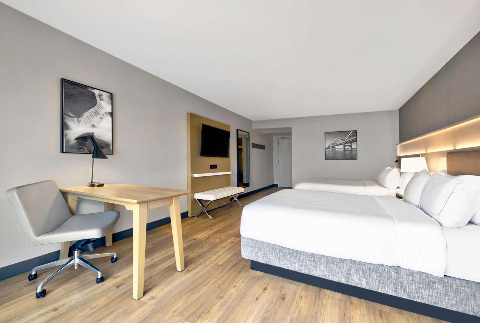 DoubleTree by Hilton Davenport photo 52