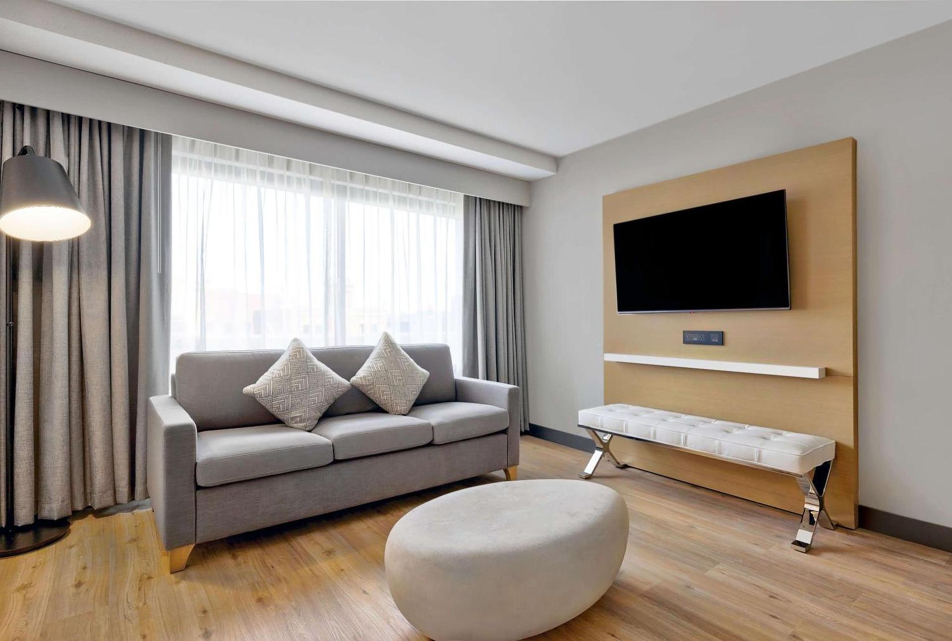 DoubleTree by Hilton Davenport photo 51