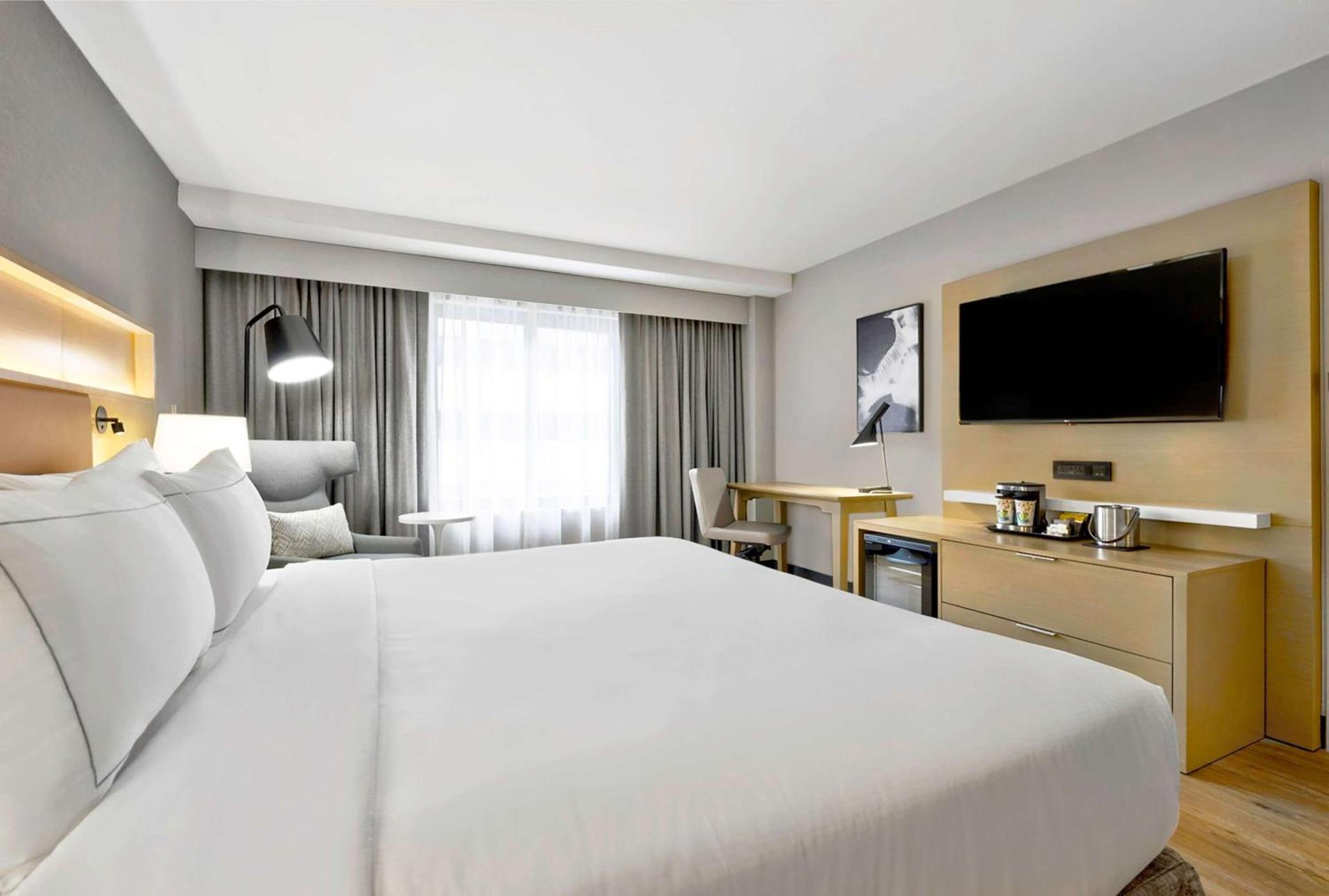 DoubleTree by Hilton Davenport photo 54