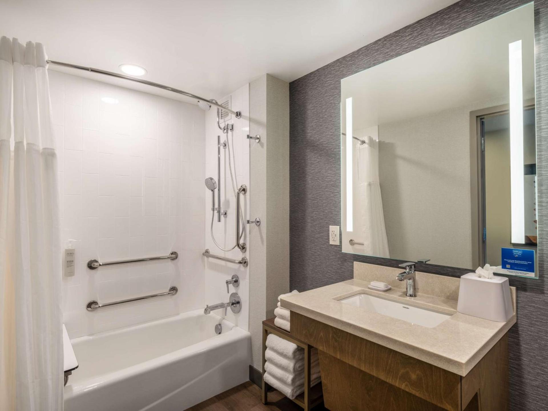 Homewood Suites By Hilton Toledo Downtown photo 31