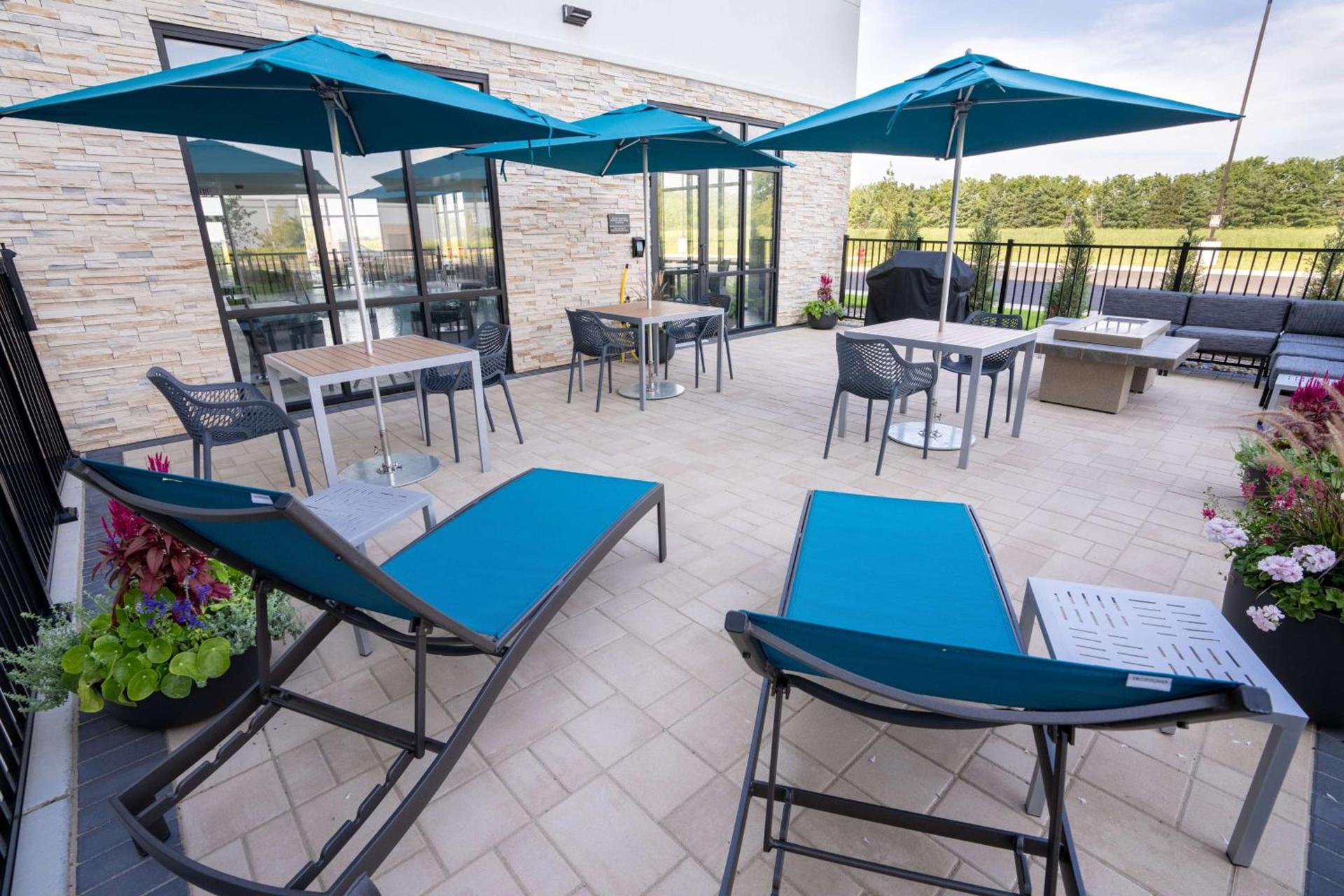 Hampton Inn By Hilton Huntley Chicago photo 2