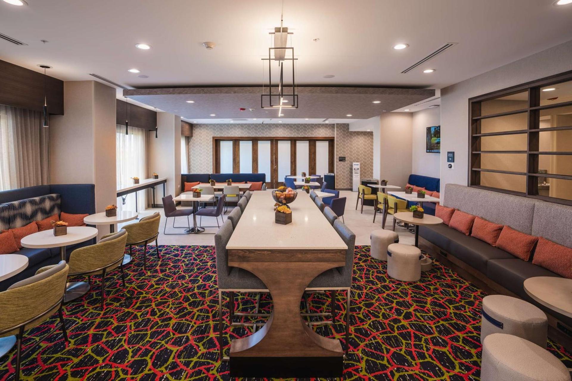 Hampton Inn By Hilton Huntley Chicago photo 4