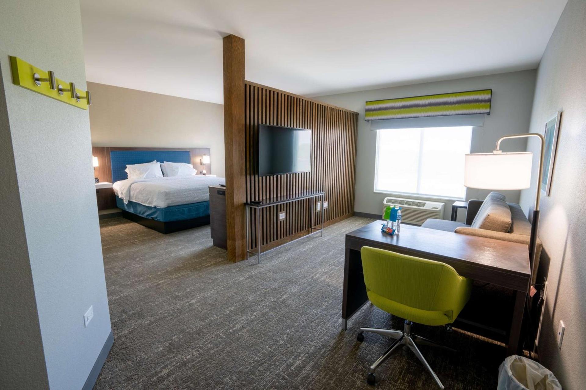 Hampton Inn By Hilton Huntley Chicago photo 21