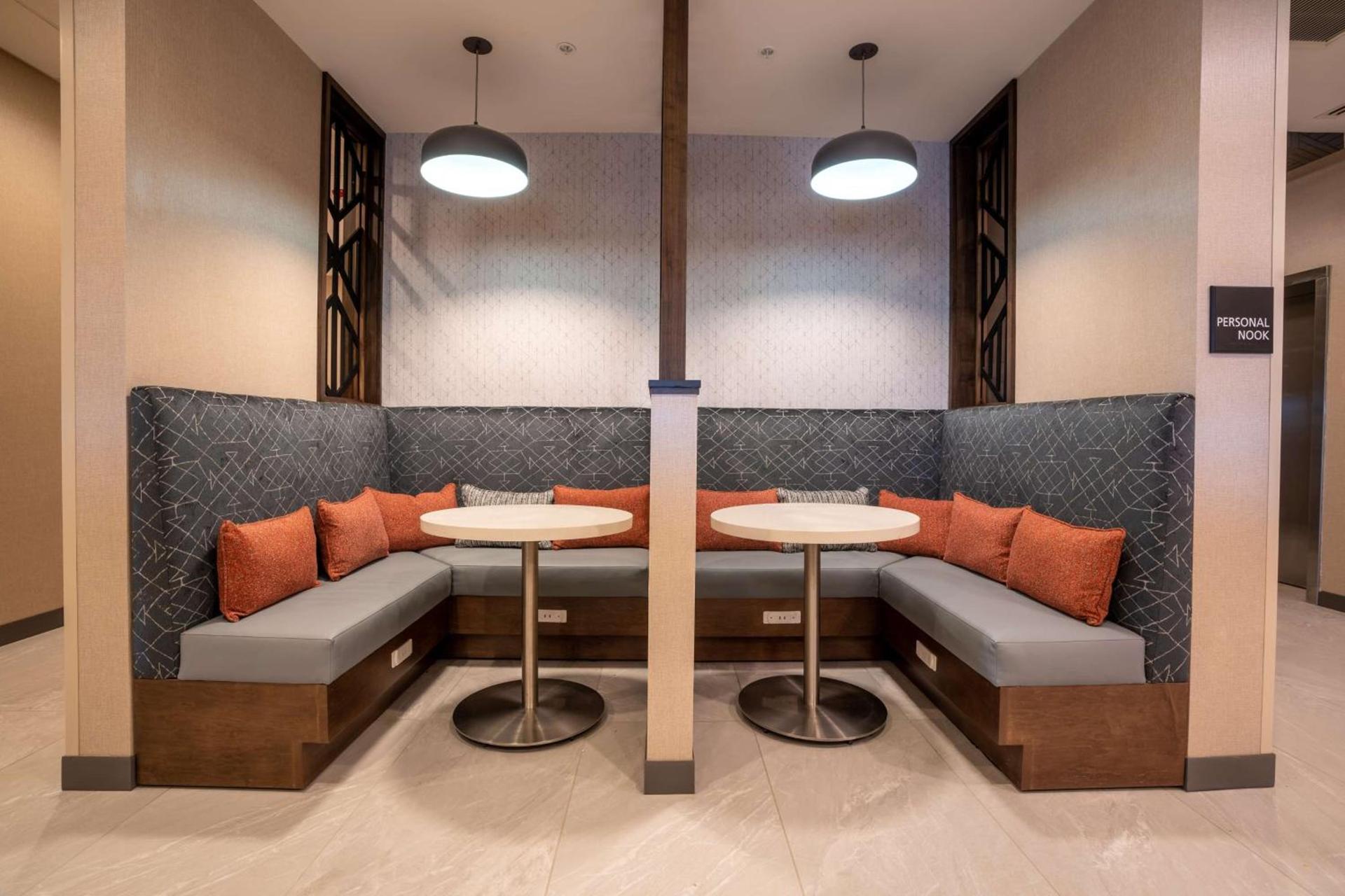 Hampton Inn By Hilton Huntley Chicago photo 27