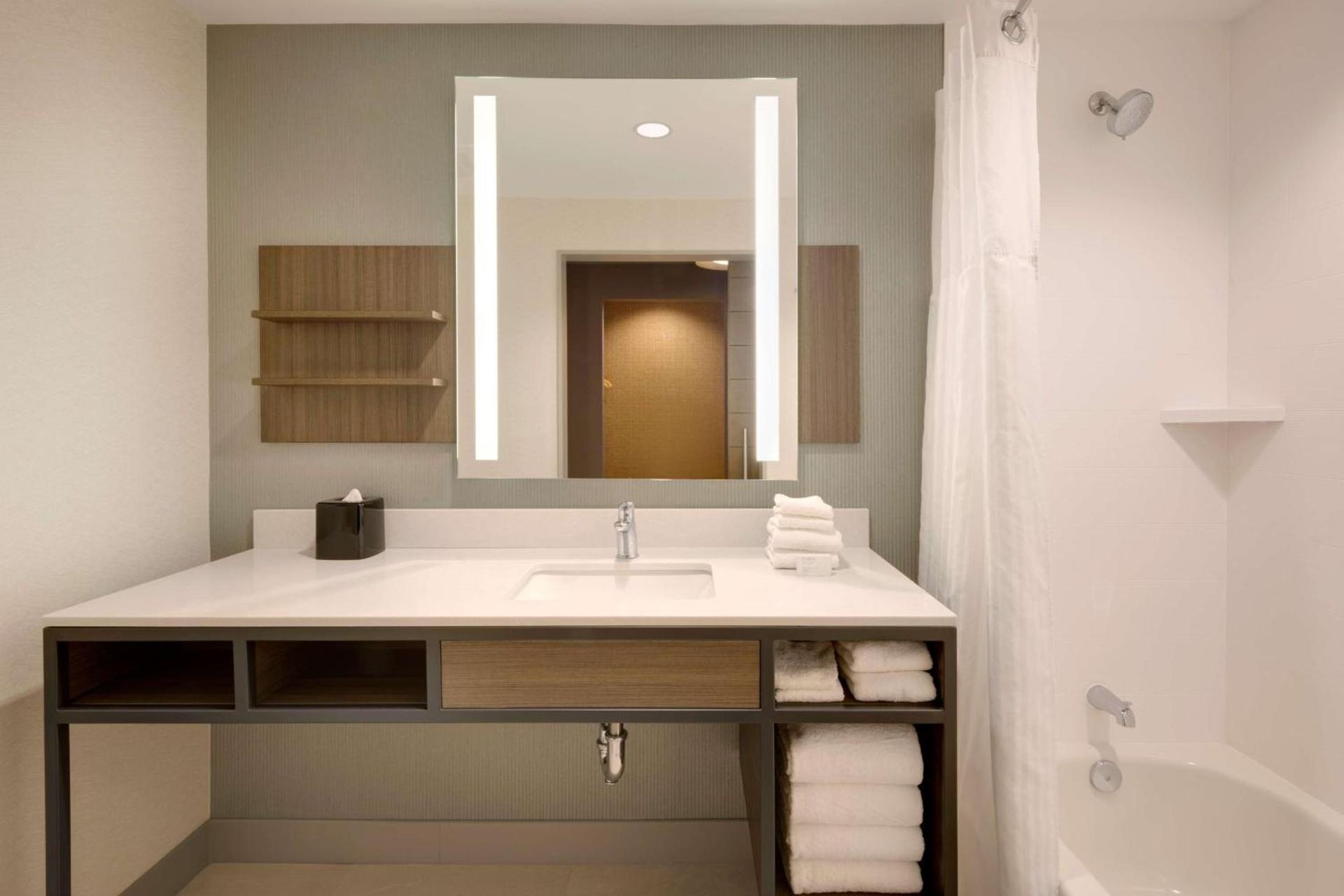 Hilton Garden Inn Haymarket photo 42