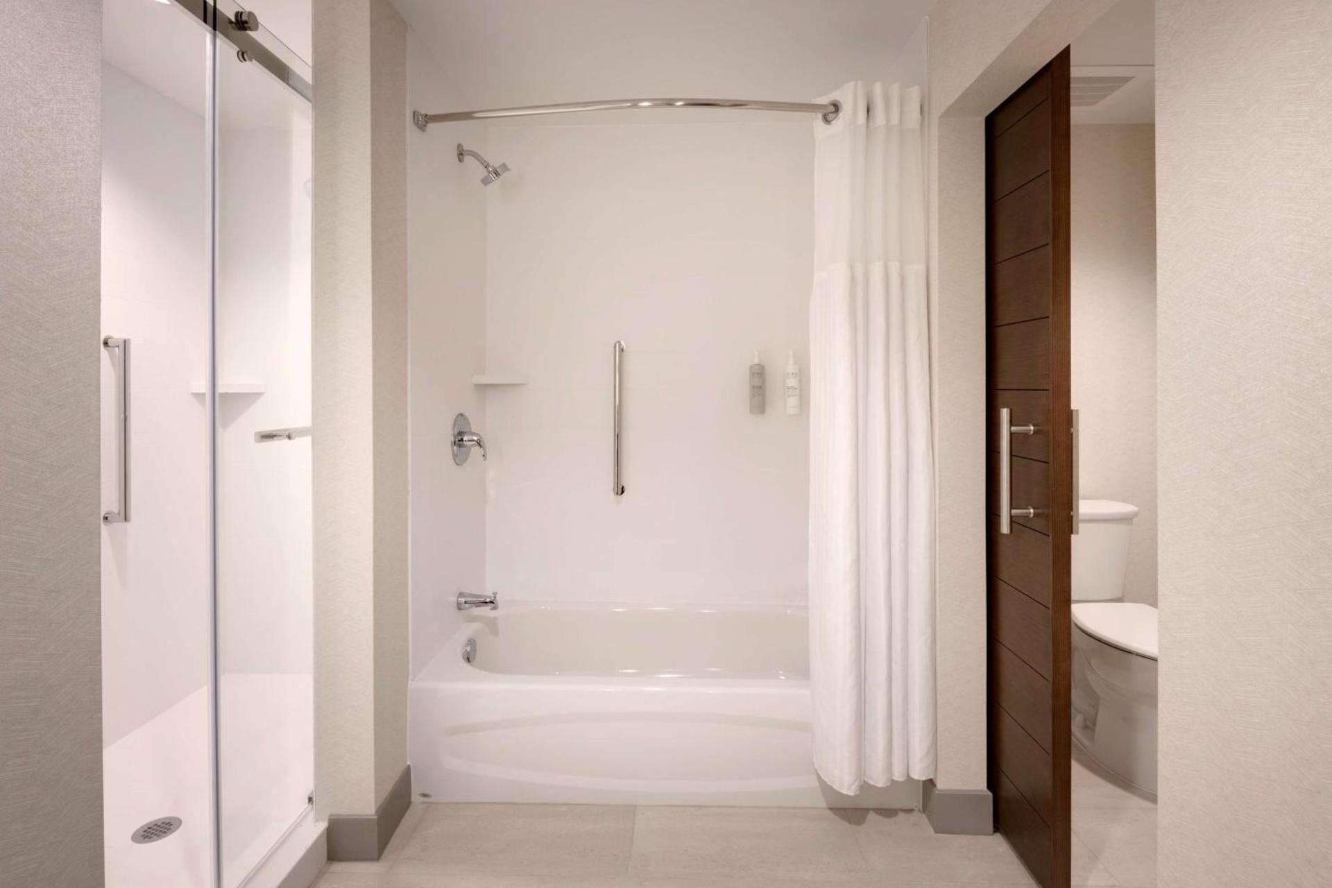 Hilton Garden Inn Haymarket photo 47