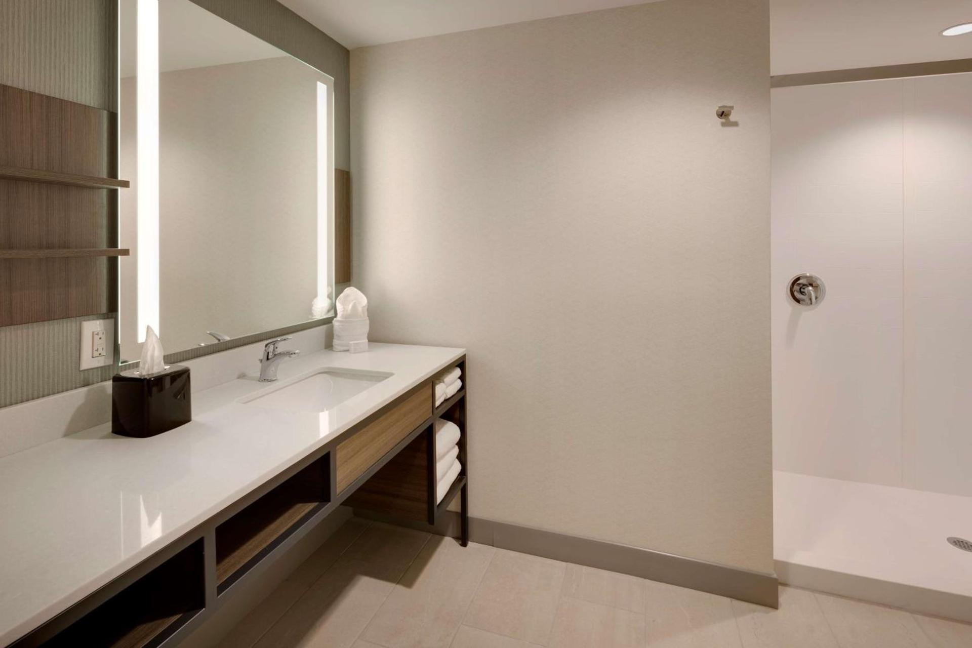Hilton Garden Inn Haymarket photo 52