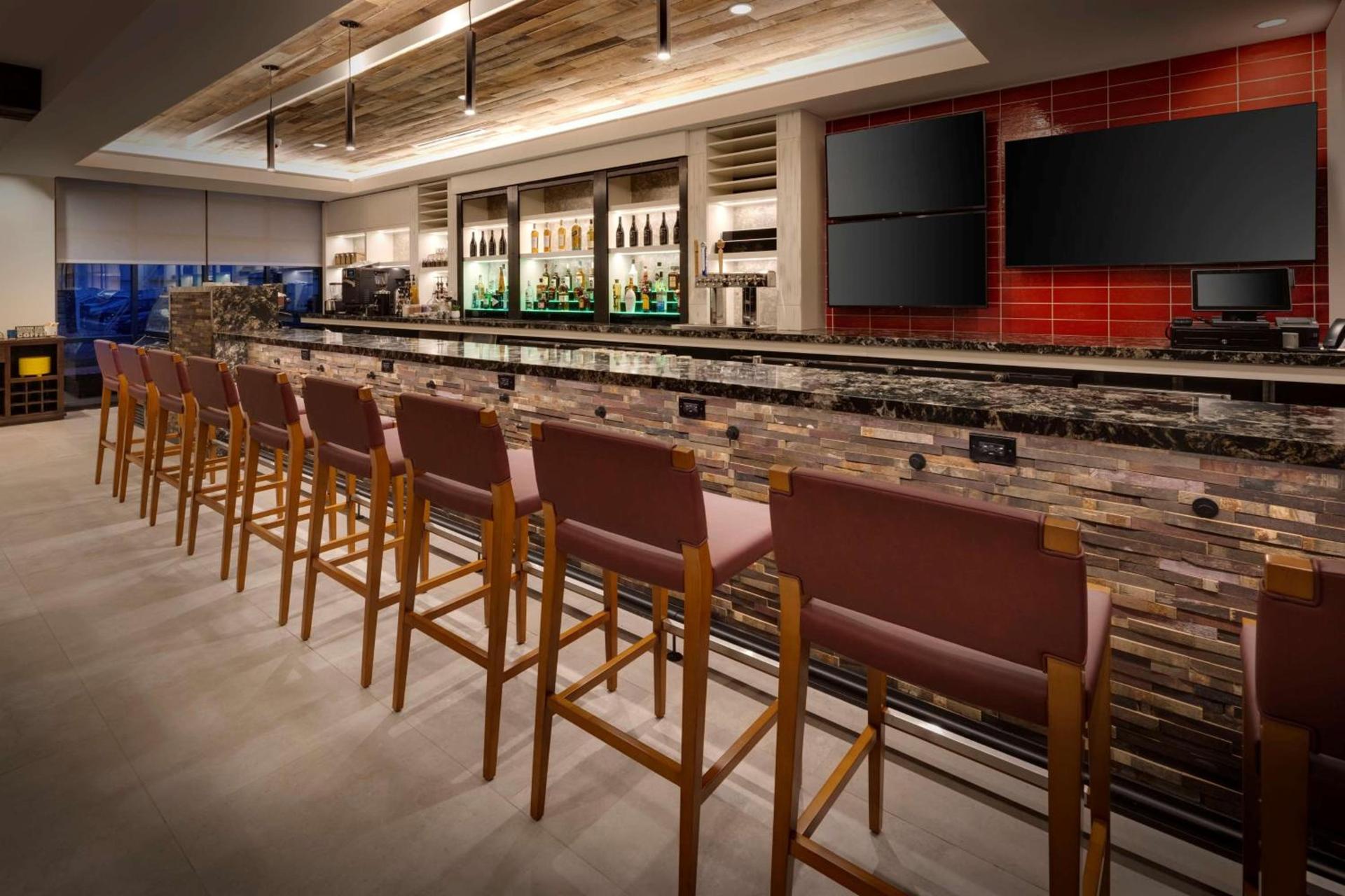 Hilton Garden Inn Haymarket photo 61