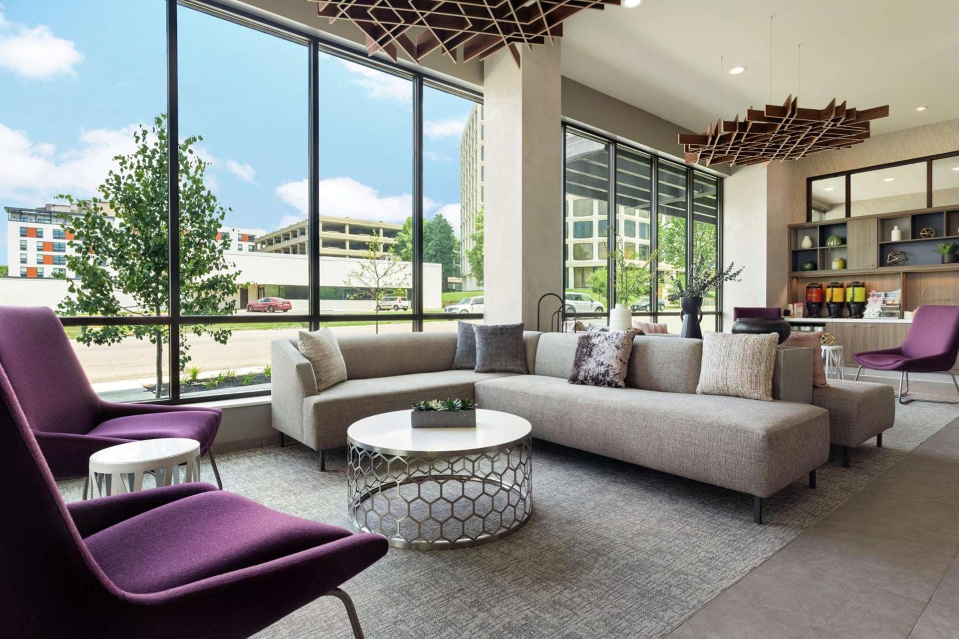Home2 Suites By Hilton Minneapolis University Area photo 12