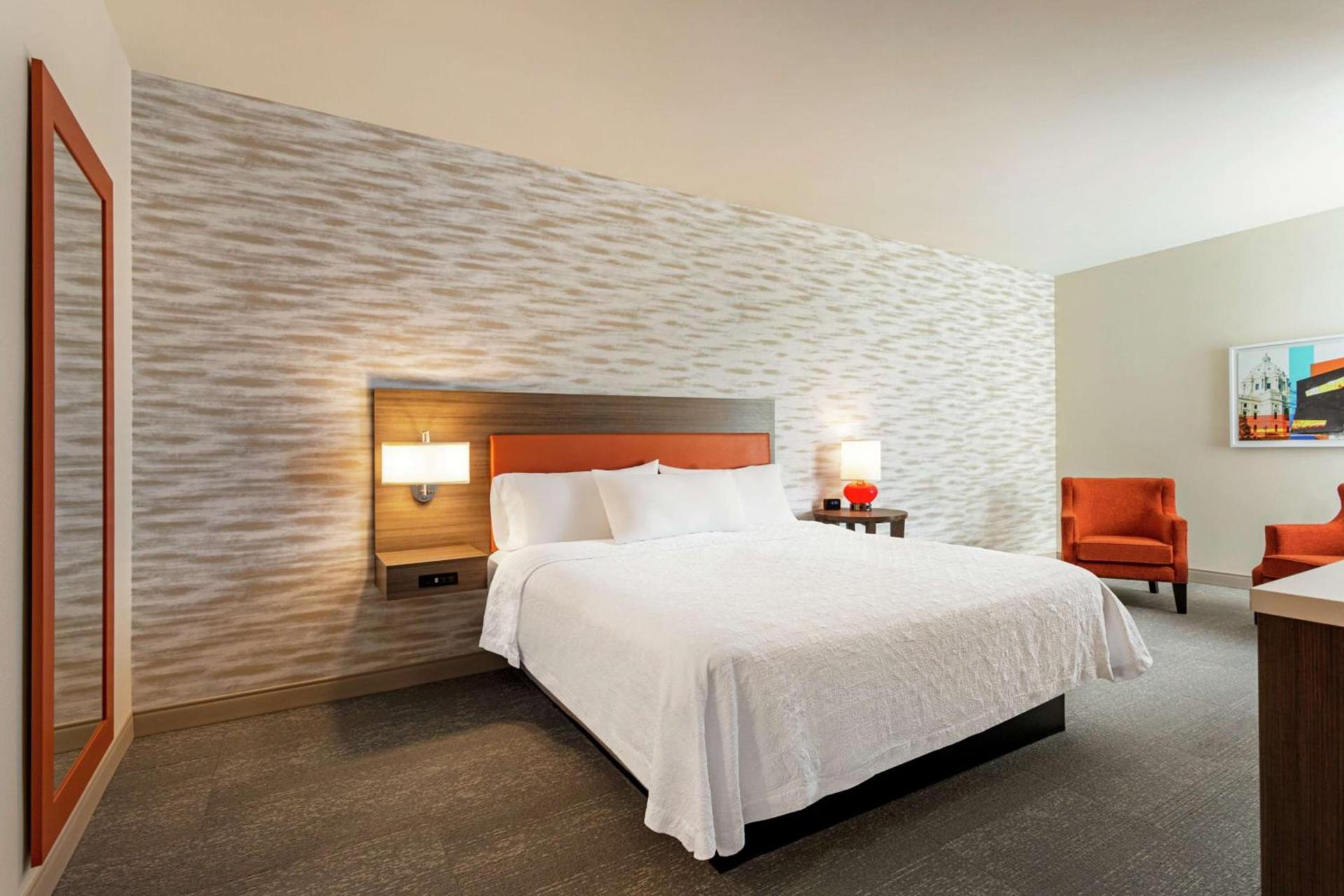Home2 Suites By Hilton Minneapolis University Area photo 28