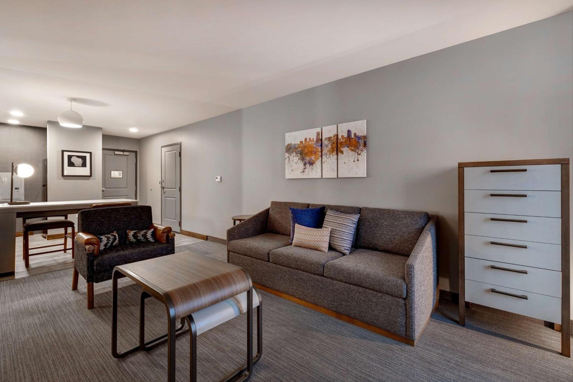 Homewood Suites By Hilton Oak Creek Milwaukee photo 39