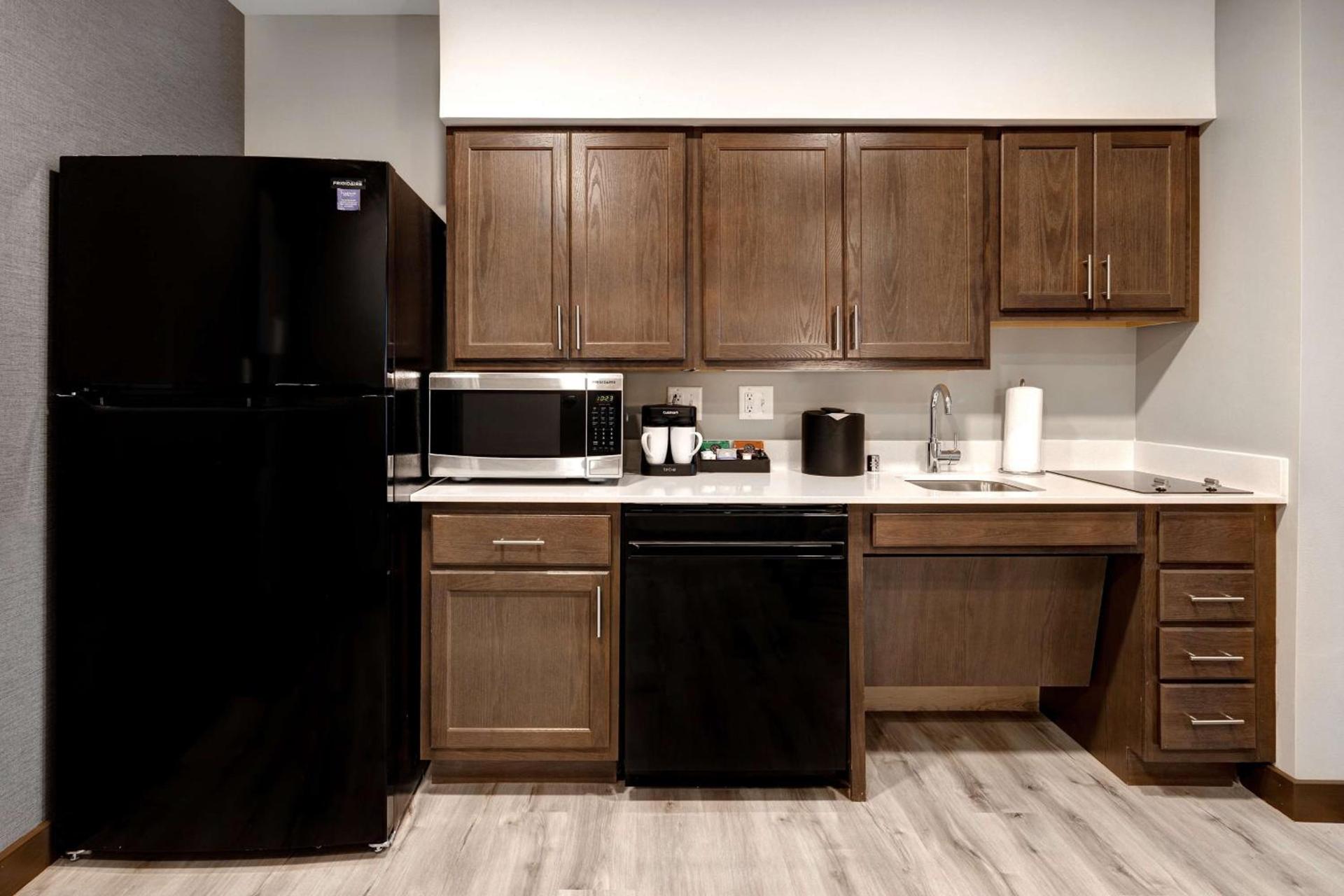 Homewood Suites By Hilton Oak Creek Milwaukee photo 50