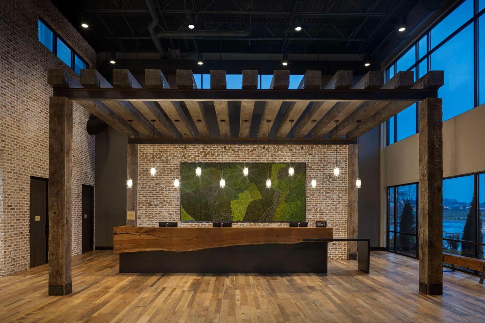Embassy Suites By Hilton Bowling Green photo 9