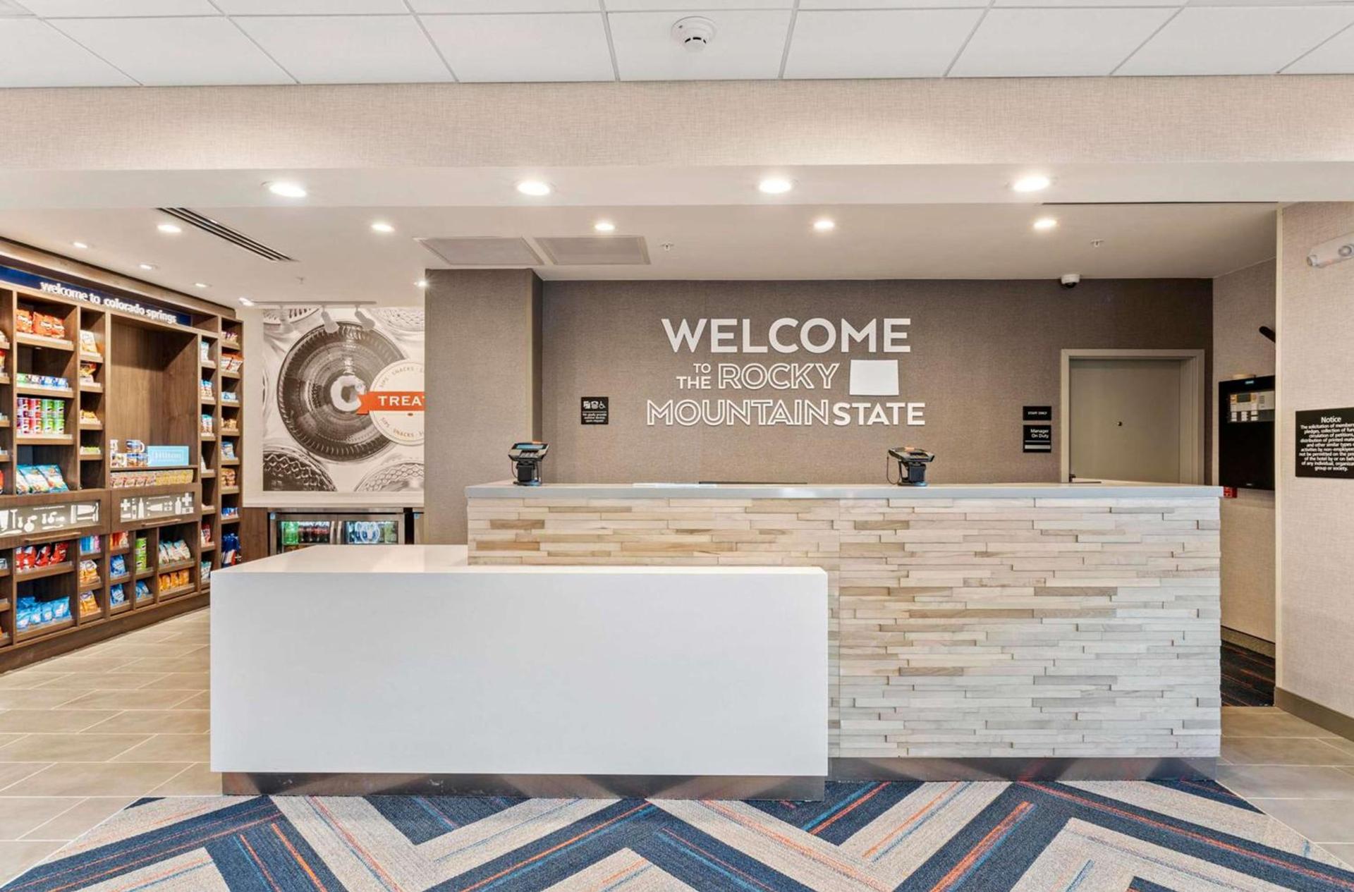 Hampton Inn Colorado Springs Northeast photo 6