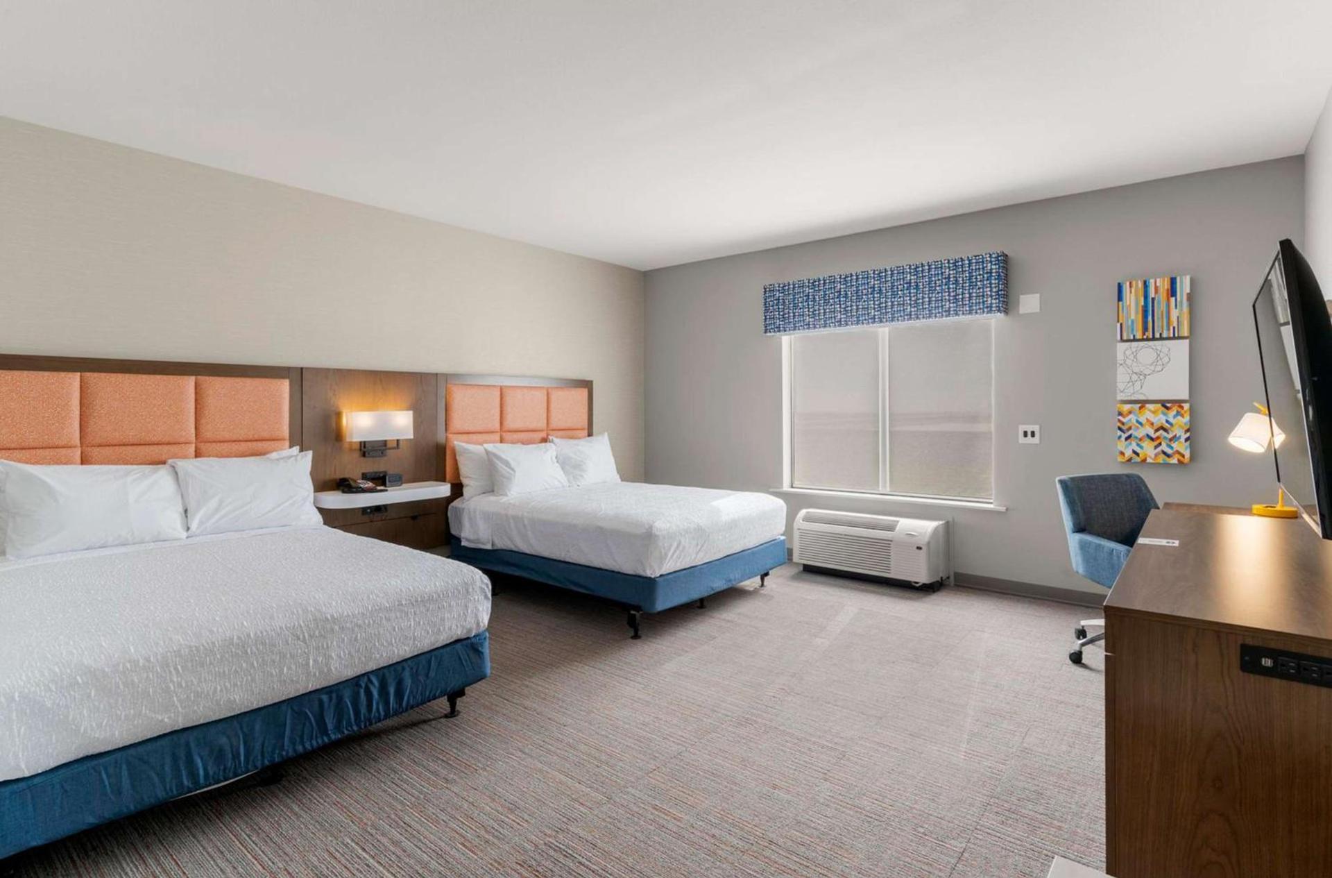 Hampton Inn Colorado Springs Northeast photo 20