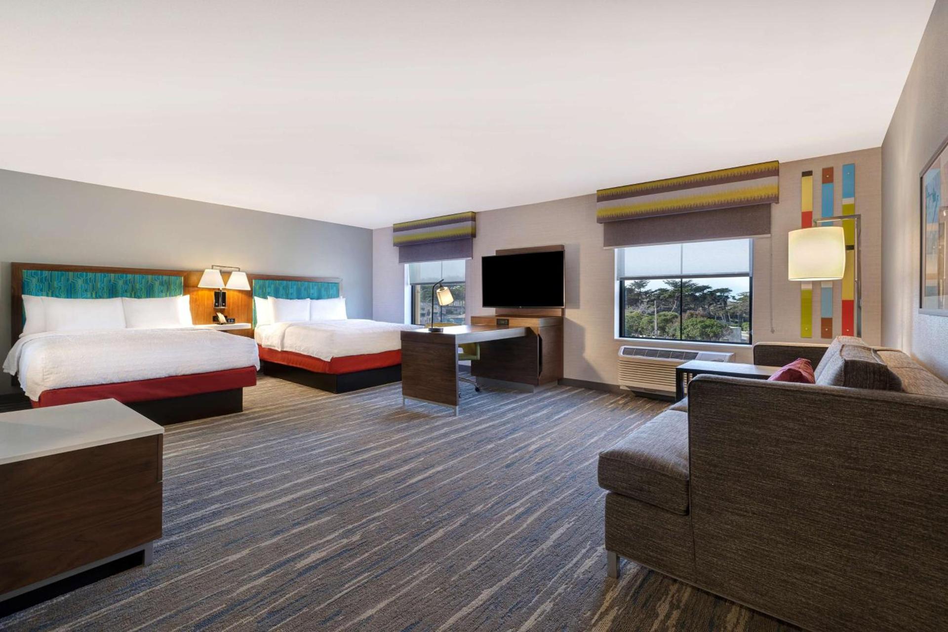 Hampton Inn & Suites Marina photo 23