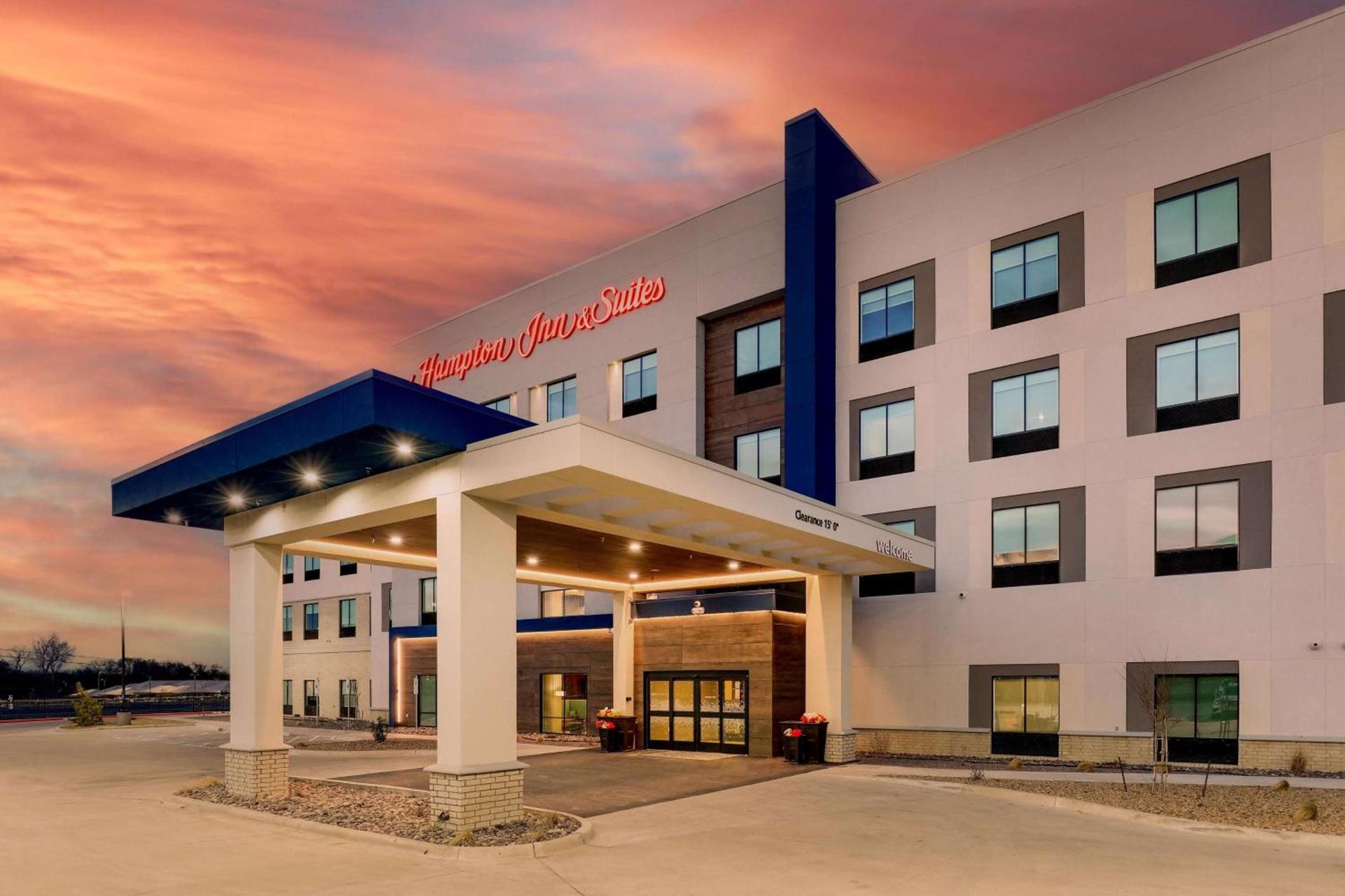 Hampton Inn & Suites Weatherford, Tx photo 2