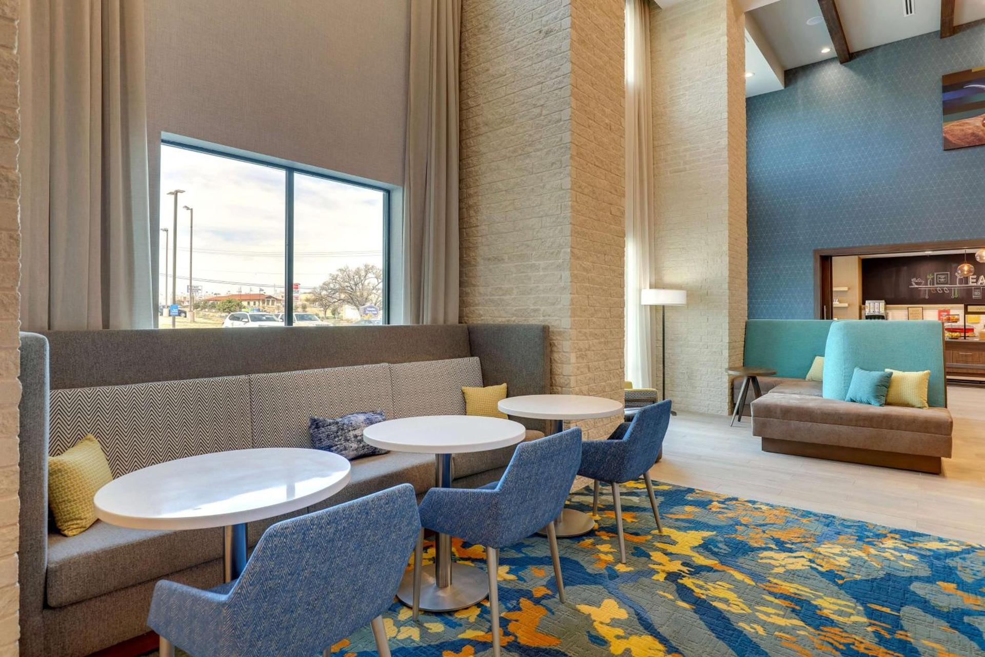 Hampton Inn & Suites Weatherford, Tx photo 15