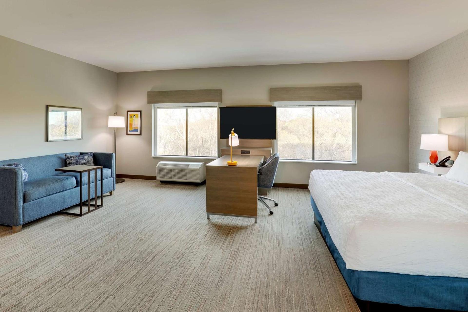 Hampton Inn & Suites Weatherford, Tx photo 44
