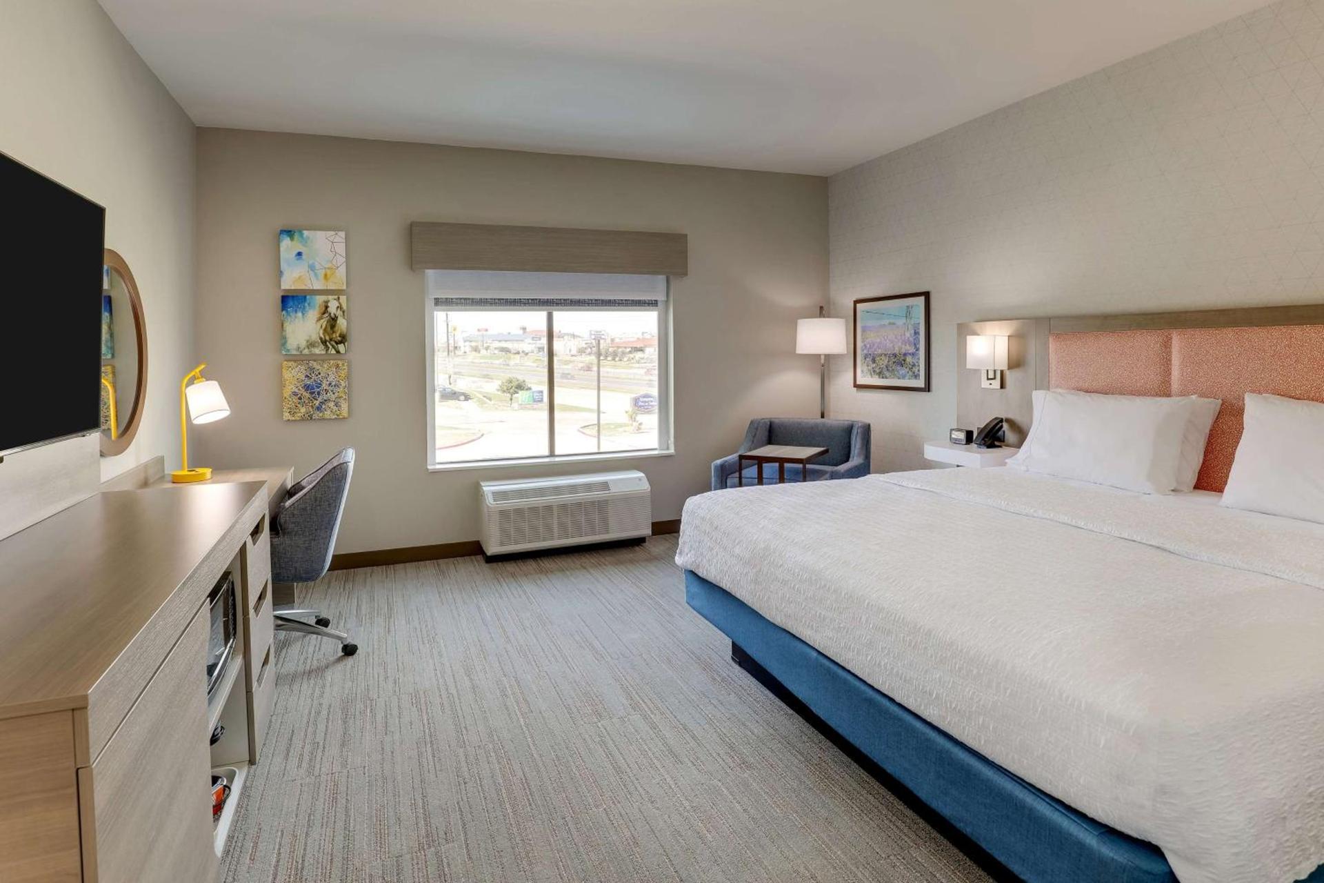 Hampton Inn & Suites Weatherford, Tx photo 51