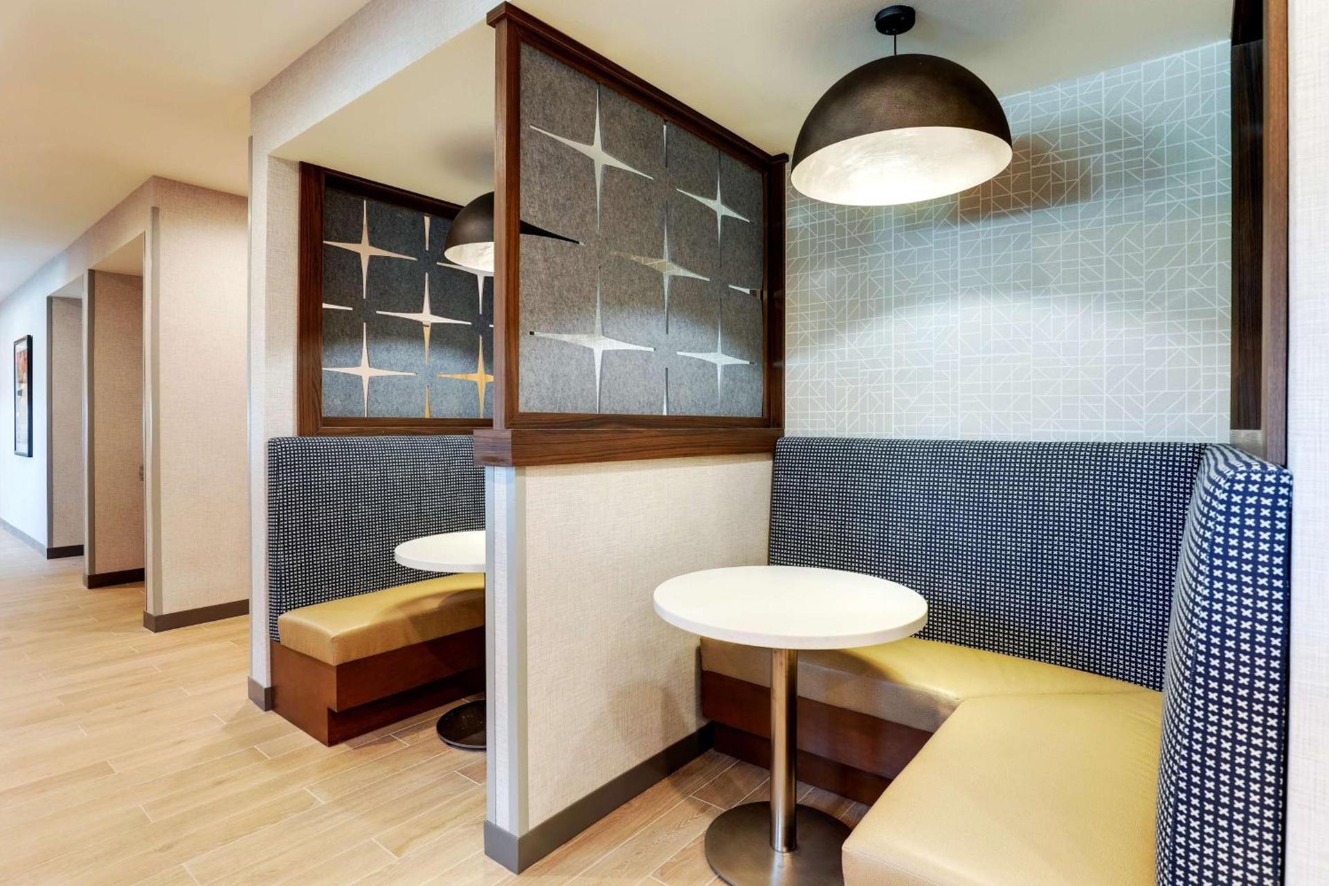 Hampton Inn & Suites Weatherford, Tx photo 65