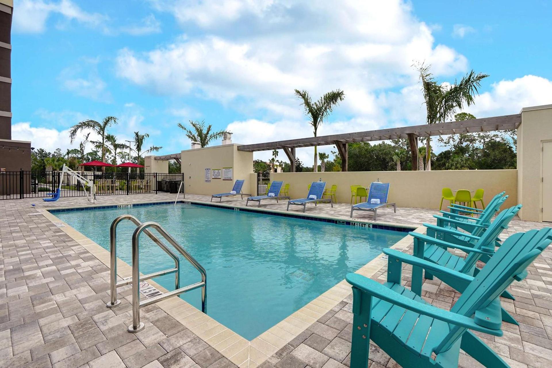 Home2 Suites By Hilton Lakewood Ranch photo 18