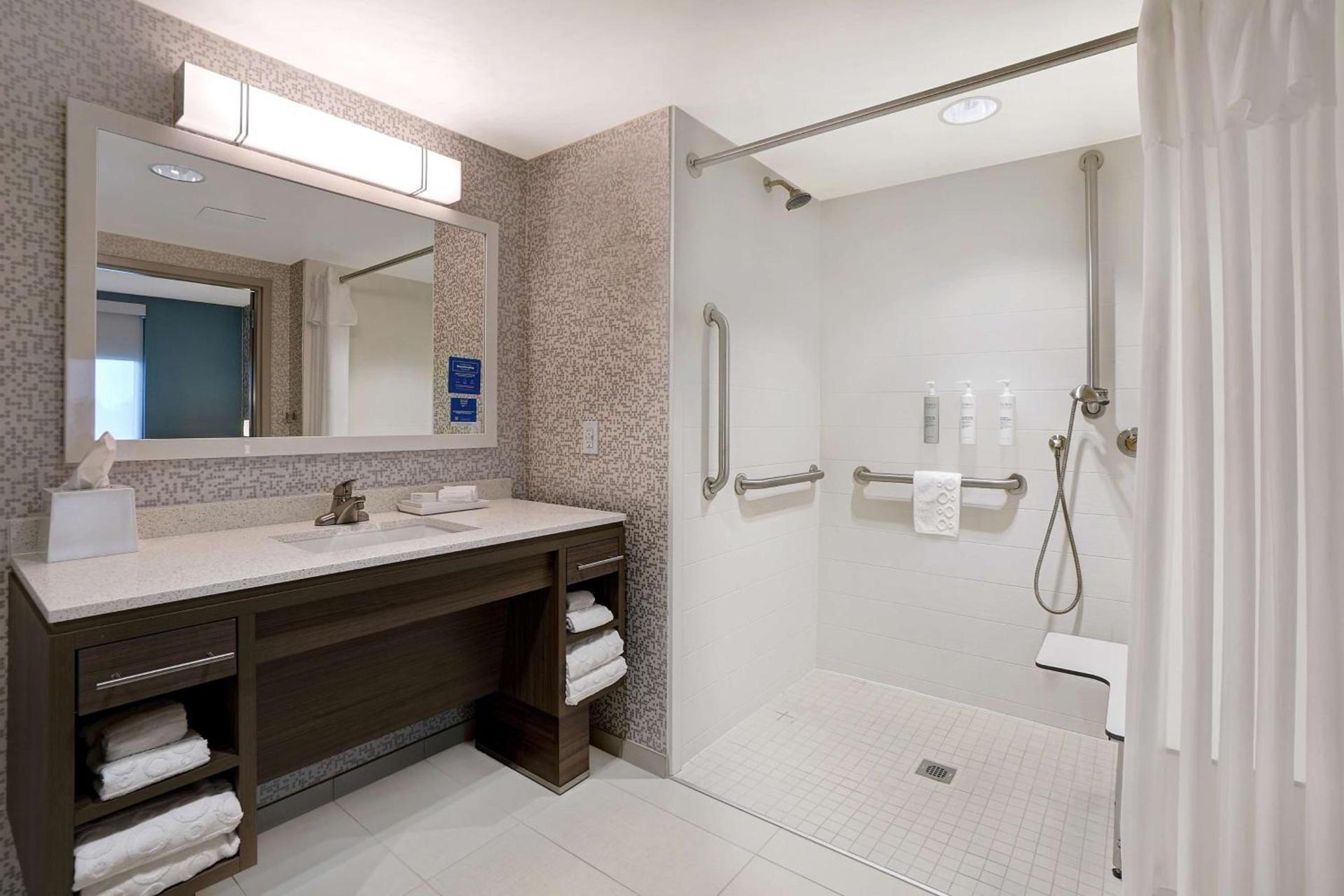 Home2 Suites By Hilton Lakewood Ranch photo 38