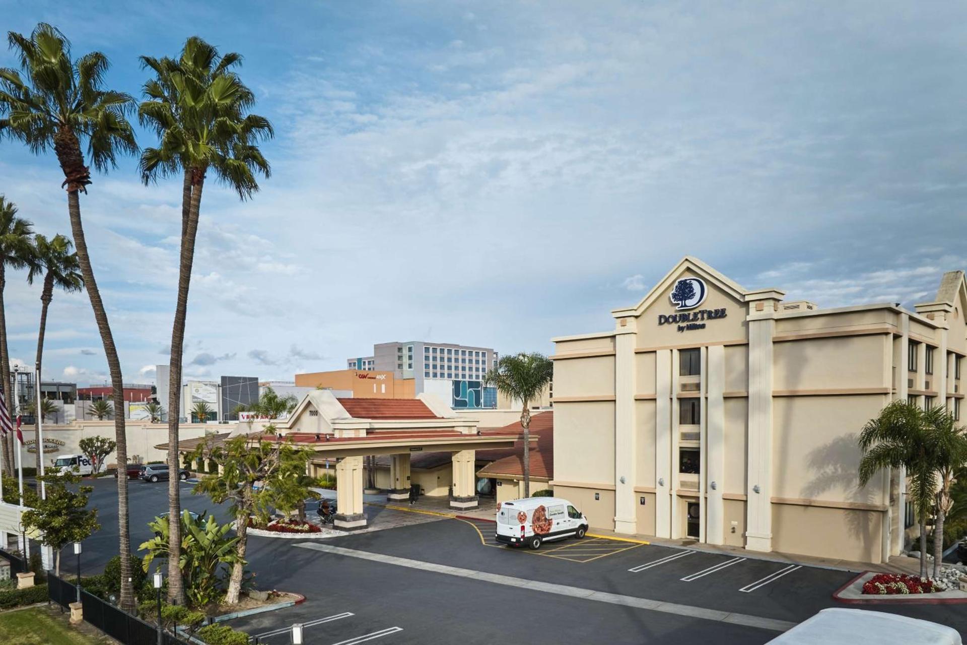 Doubletree by Hilton Buena Park photo 2