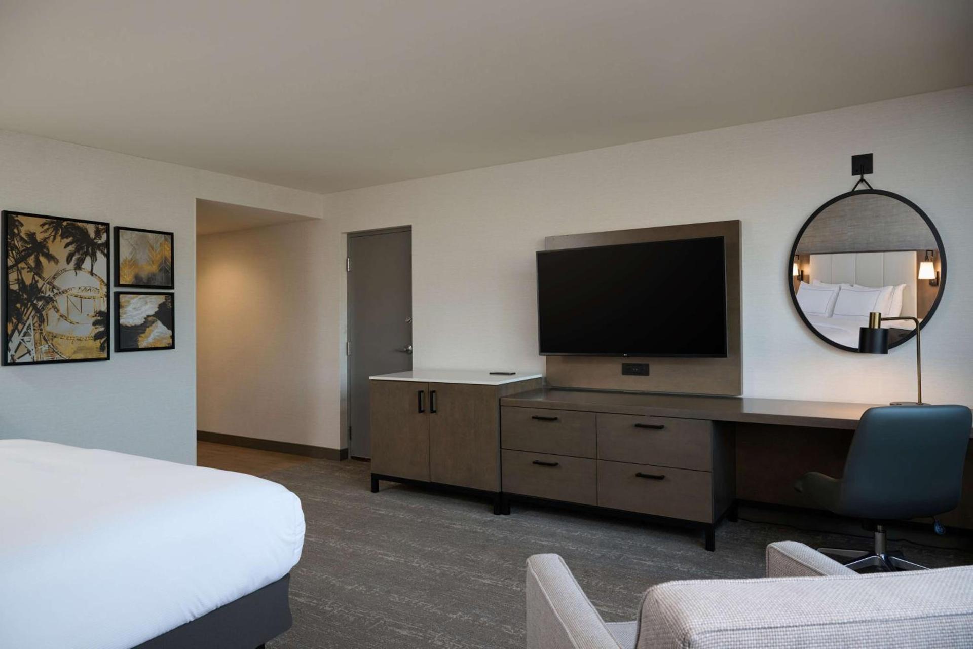 Doubletree by Hilton Buena Park photo 21