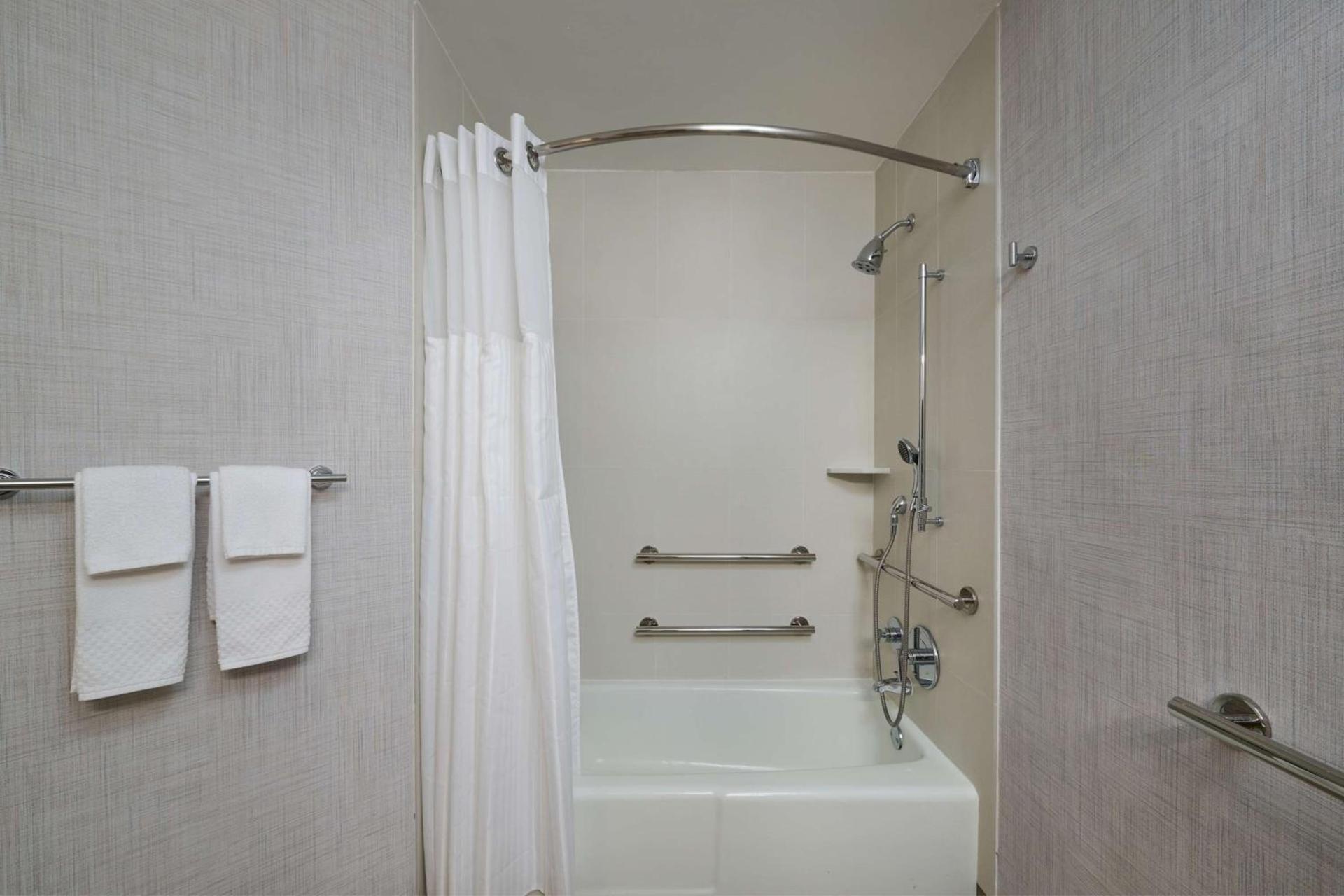 Doubletree by Hilton Buena Park photo 23