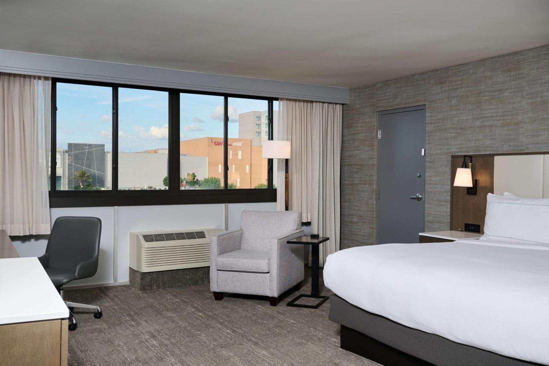 Doubletree by Hilton Buena Park photo 34