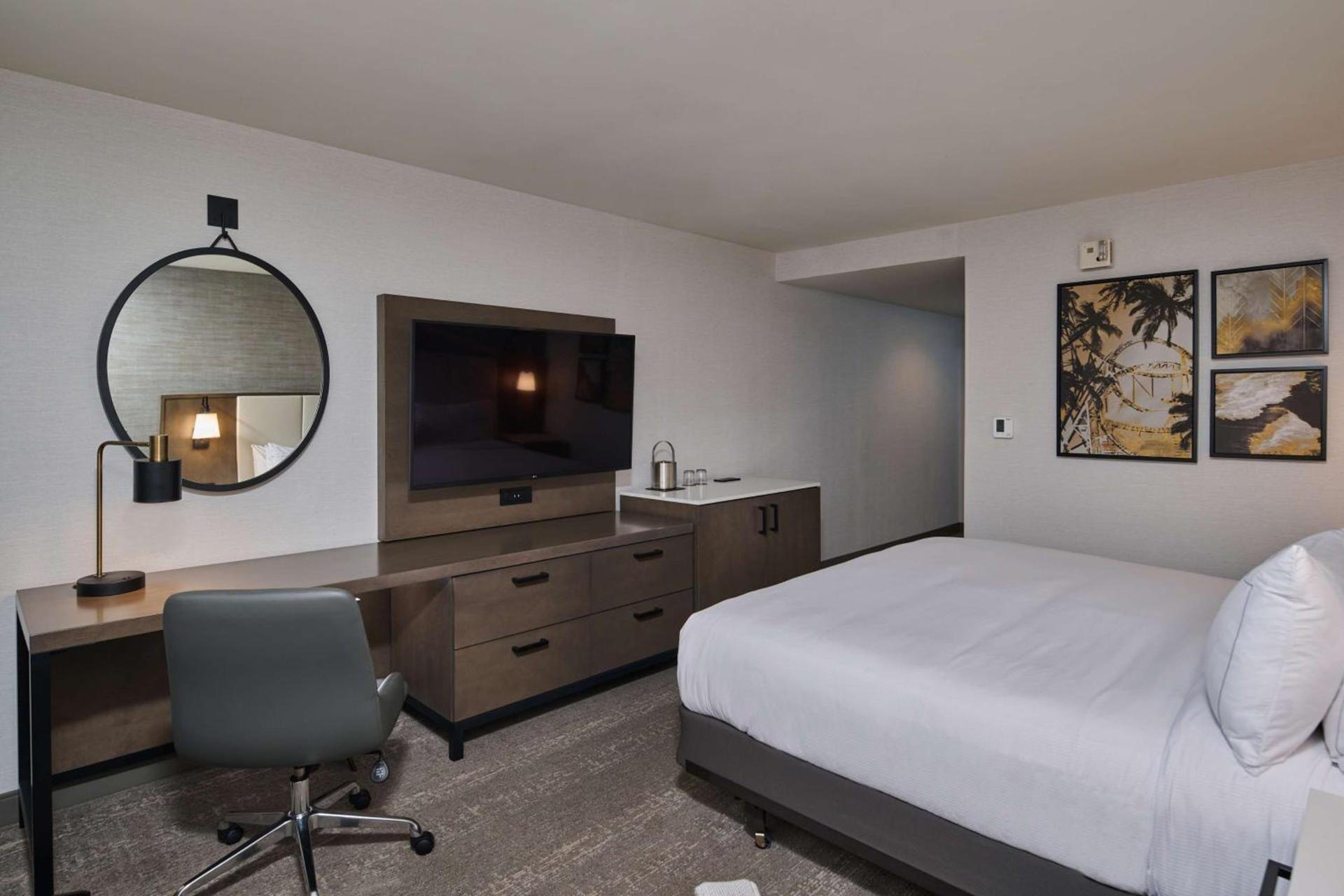 Doubletree by Hilton Buena Park photo 42
