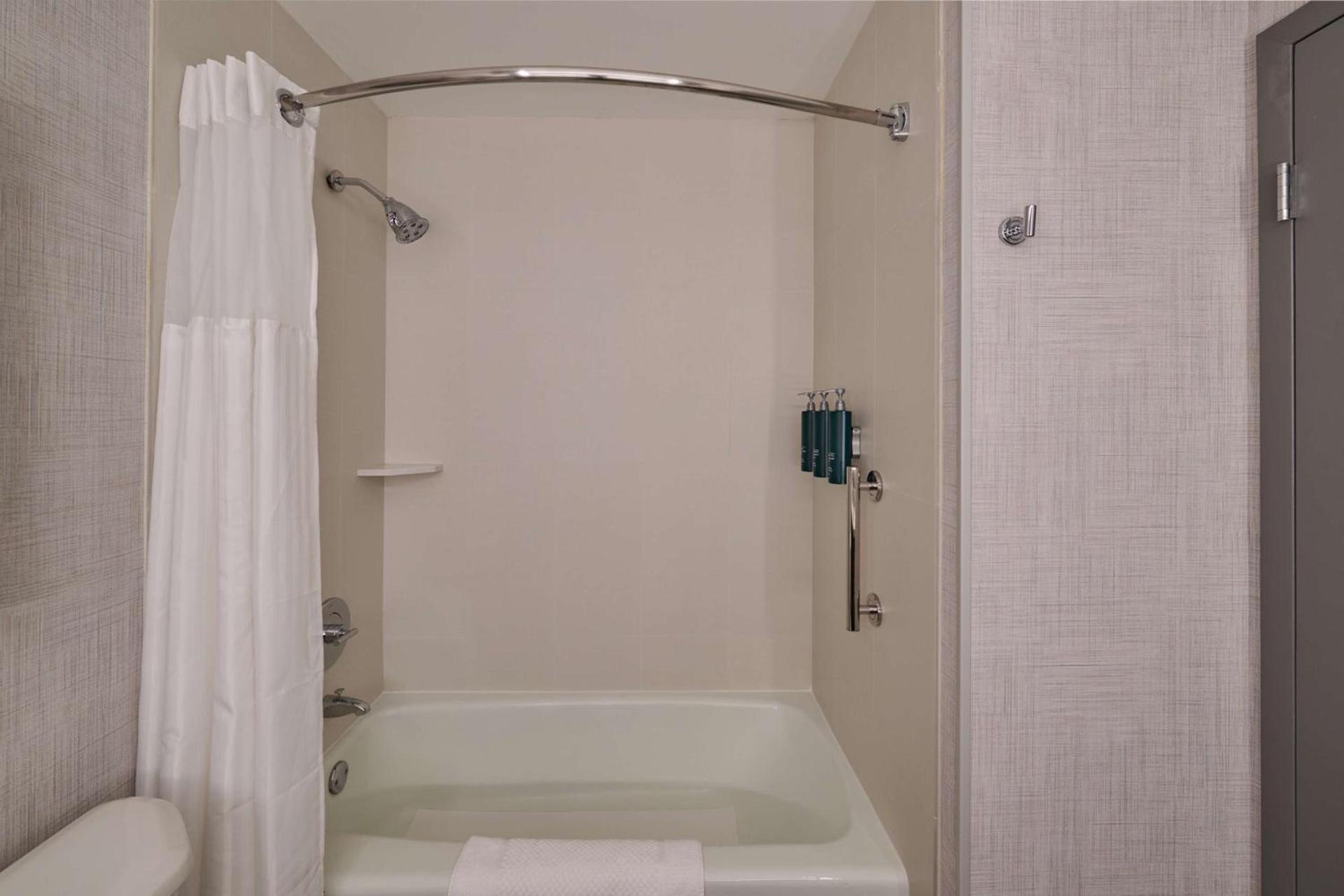 Doubletree by Hilton Buena Park photo 49