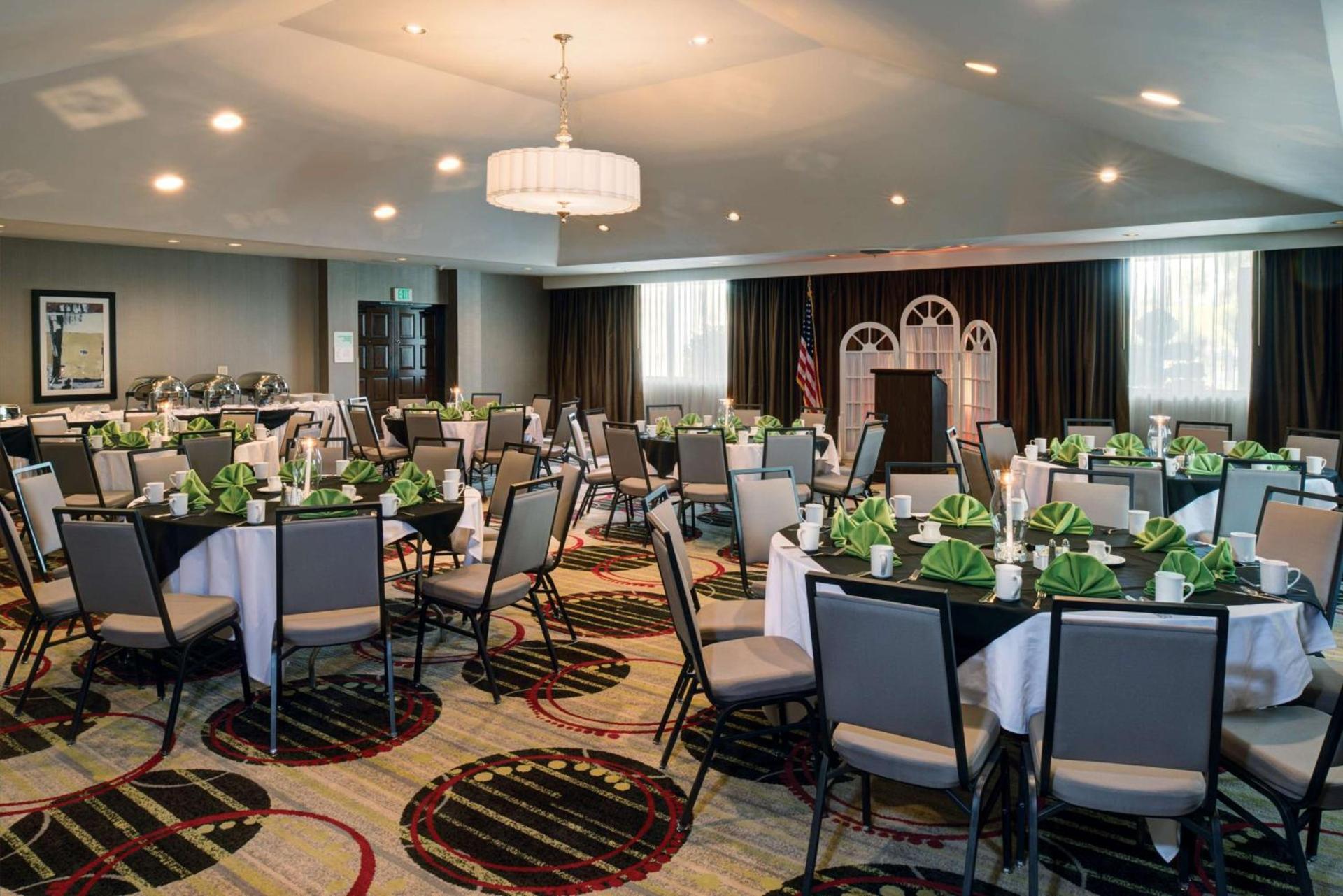 Doubletree by Hilton Buena Park photo 60