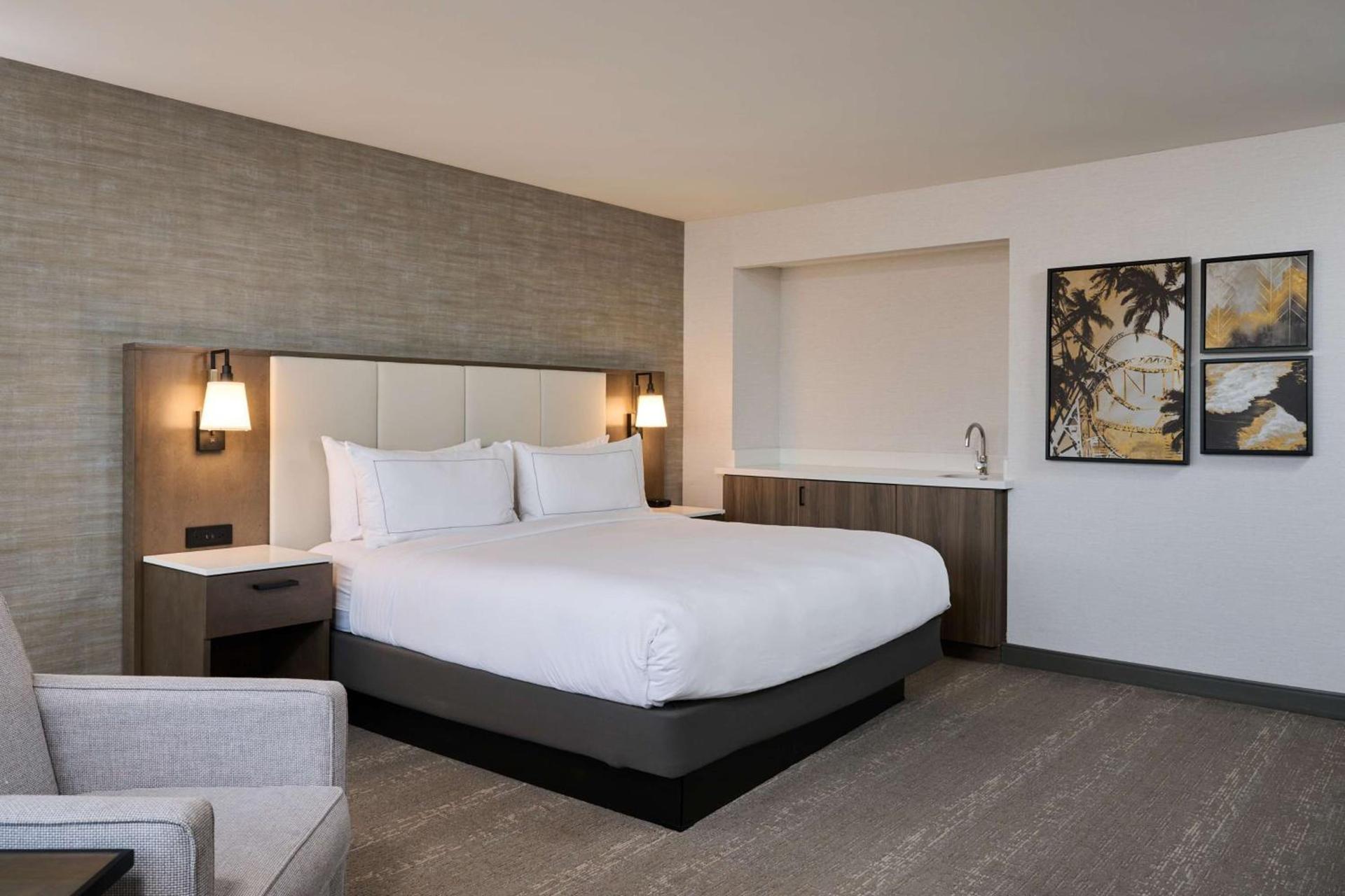 Doubletree by Hilton Buena Park photo 69