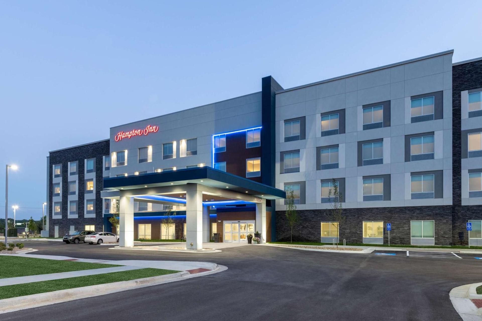 Hampton Inn Kansas City Southeast, Mo photo 3